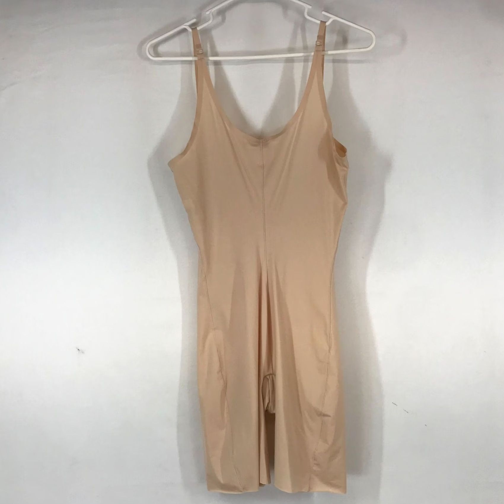 Spanx Spanx Shorts Womens L Beige WOMEN SLEEVELESS TUMMY CONTROL TANK Size 36" / US 14 / IT 50 - 4 Thumbnail