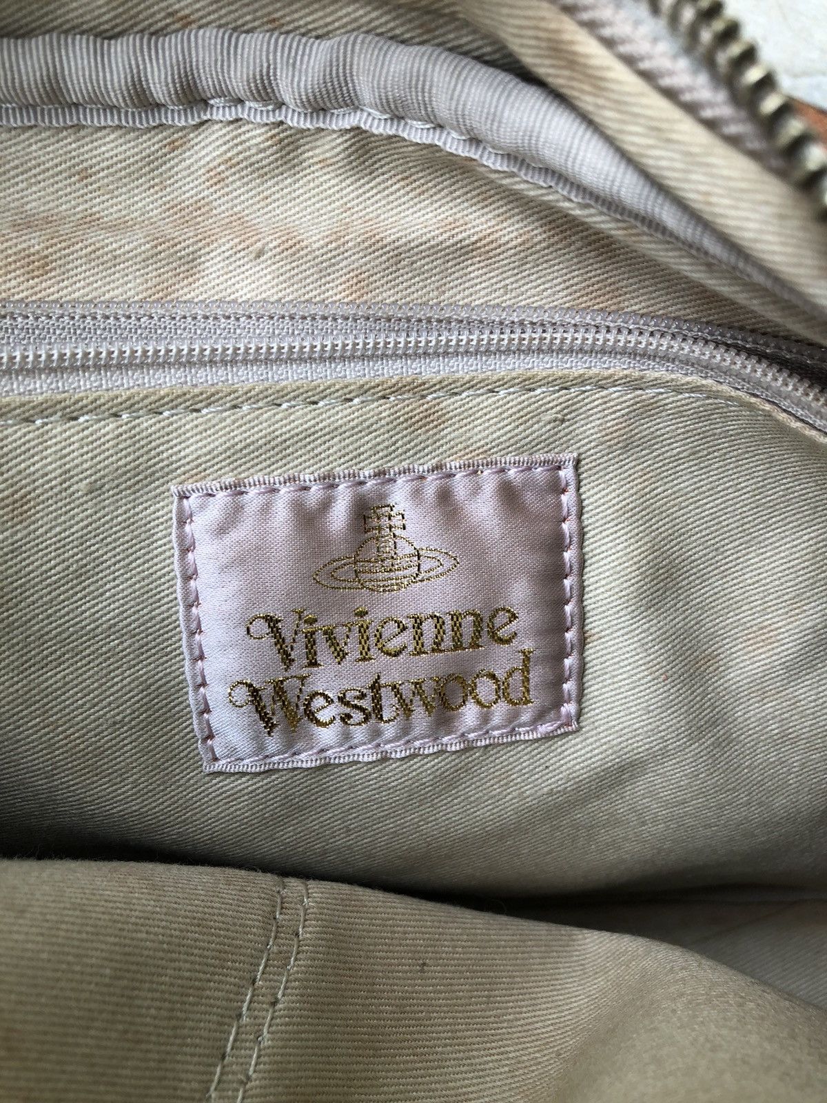 Vivienne Westwood Rare Vintage Vivienne Westwood Embroidered Orb Shoulder Bag Size ONE SIZE - 9 Thumbnail