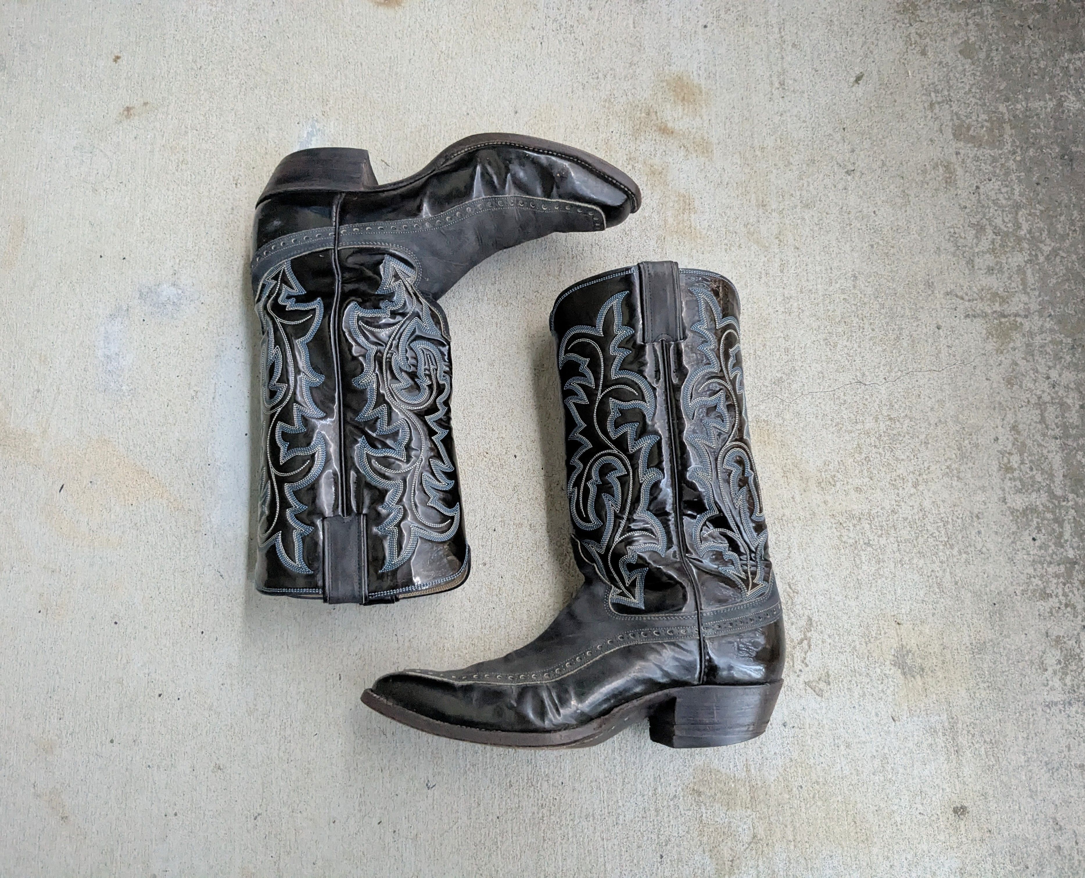 Justin Boots Vintage Justin Cowboy Boots Leather Black Blue 9 D Western Size US 9 / EU 42 - 1 Thumbnail