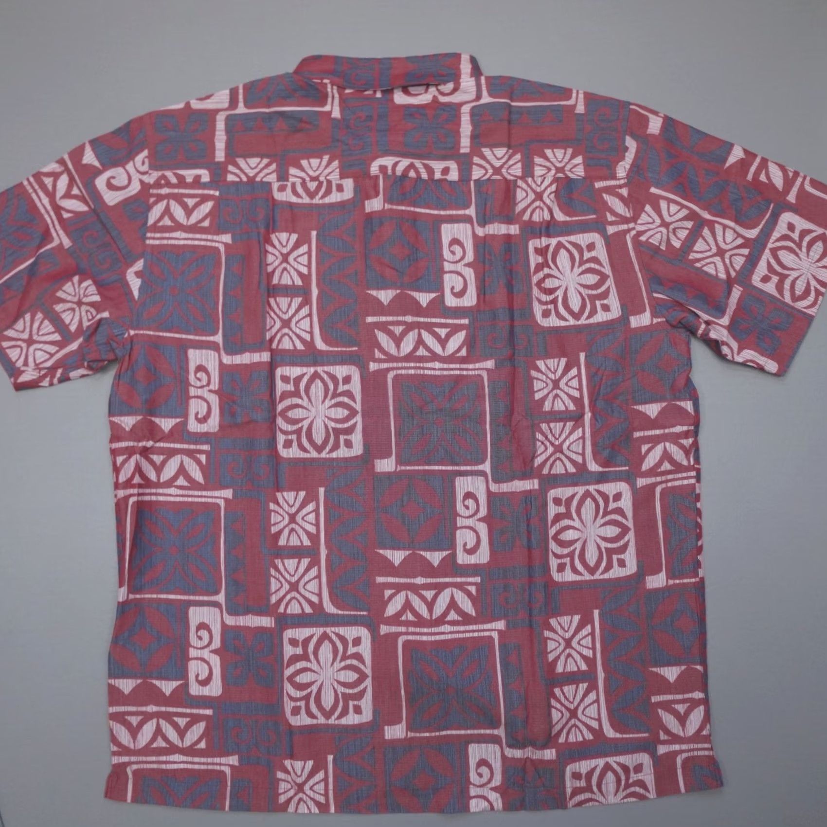 Quiksilver Quiksilver Waterman Tapa Time Geometric S/S Shirt Comfort Fit Men's 2XL Multicolor Short Sleeve Button-Up Collared Pockets Relaxed All Seasons Size US XXL / EU 58 / 5 - 8 Thumbnail