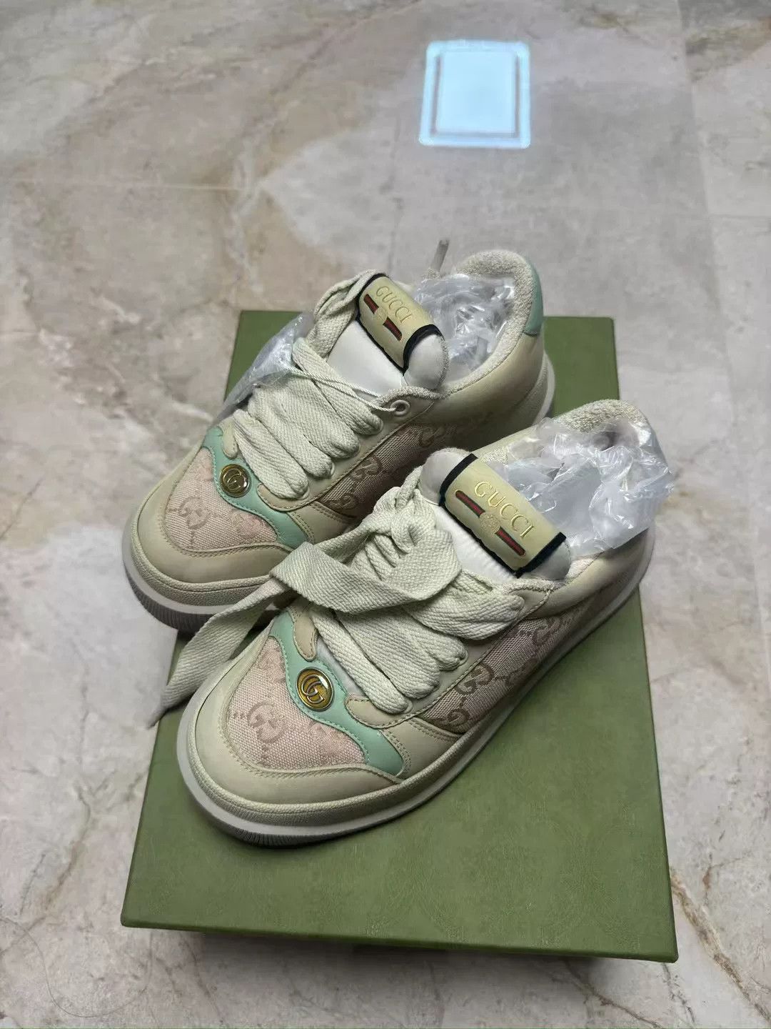 Gucci Gucci Screener White Pink Size US 5 / IT 35 - 1 Thumbnail