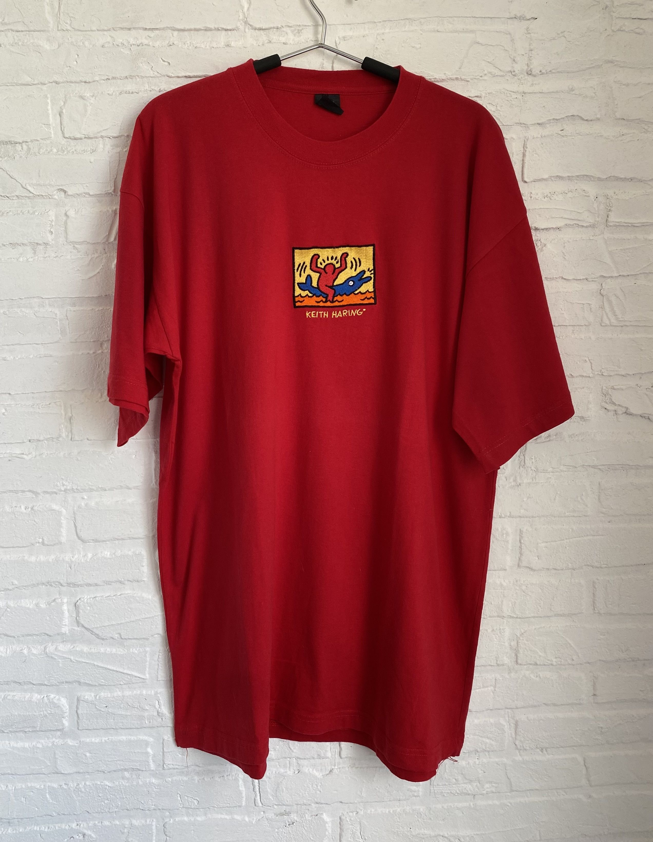 Keith Haring Vintage 80s Keith Haring Dolphin riding t-shirt Size US XL / EU 56 / 4 - 1 Thumbnail