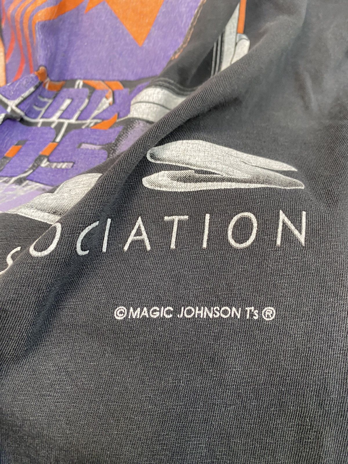 NBA × Vintage Vintage 90s Phoenix suns NBA Magic Johnos T-Shirt Size US XL / EU 56 / 4 - 3 Thumbnail