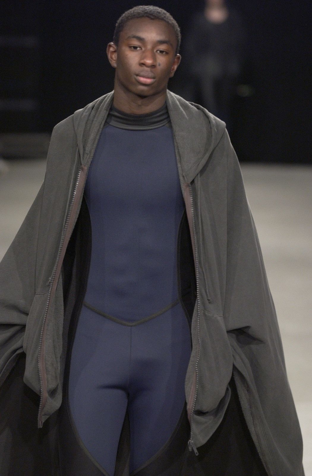 Raf Simons Raf Simons AW04 Waves Cape Size US M / EU 48-50 / 2 - 13 Thumbnail