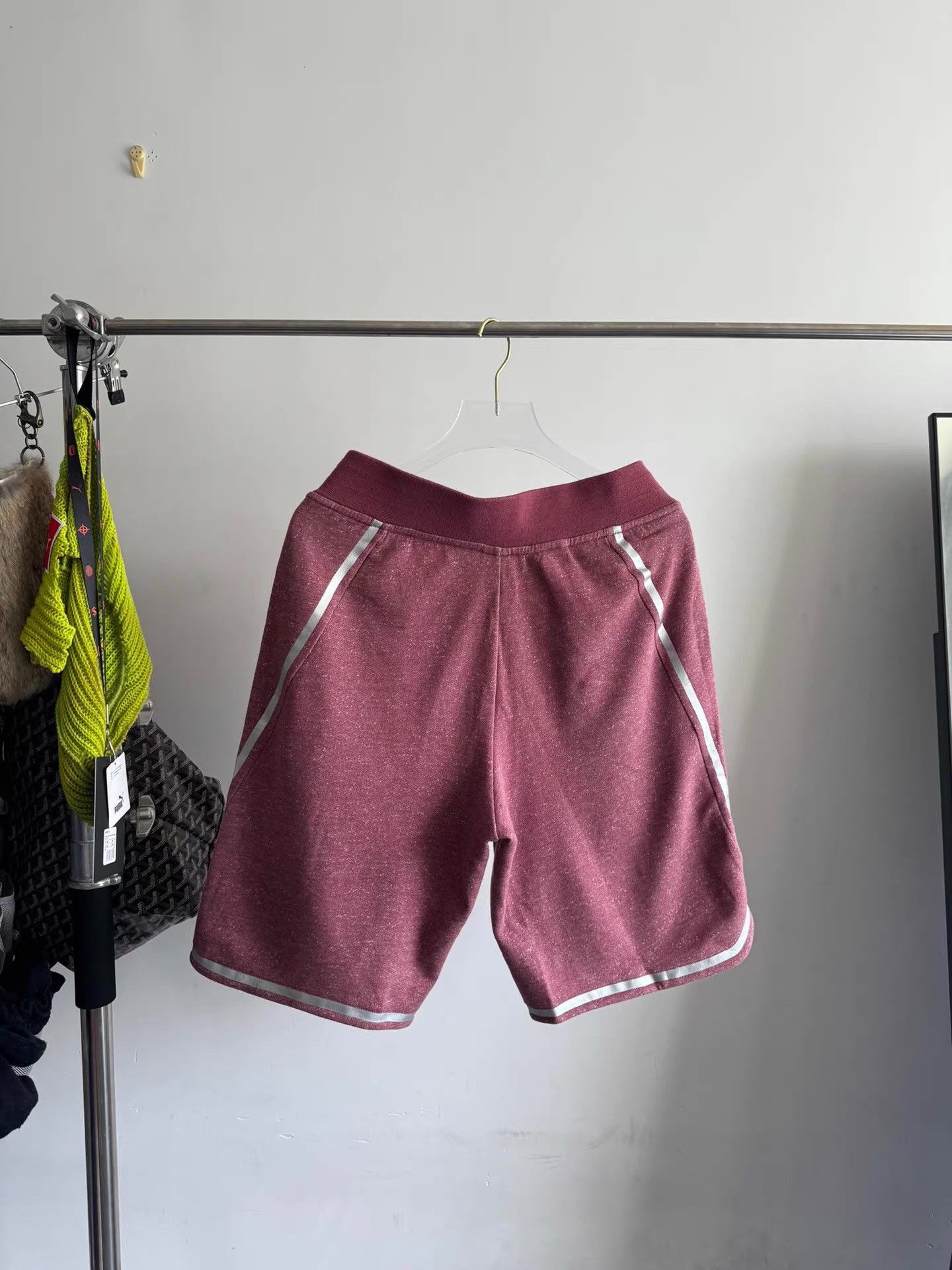 Nike Nike x Pigalle Pink Shorts Q17 Size US 34 / EU 50 - 2 Thumbnail