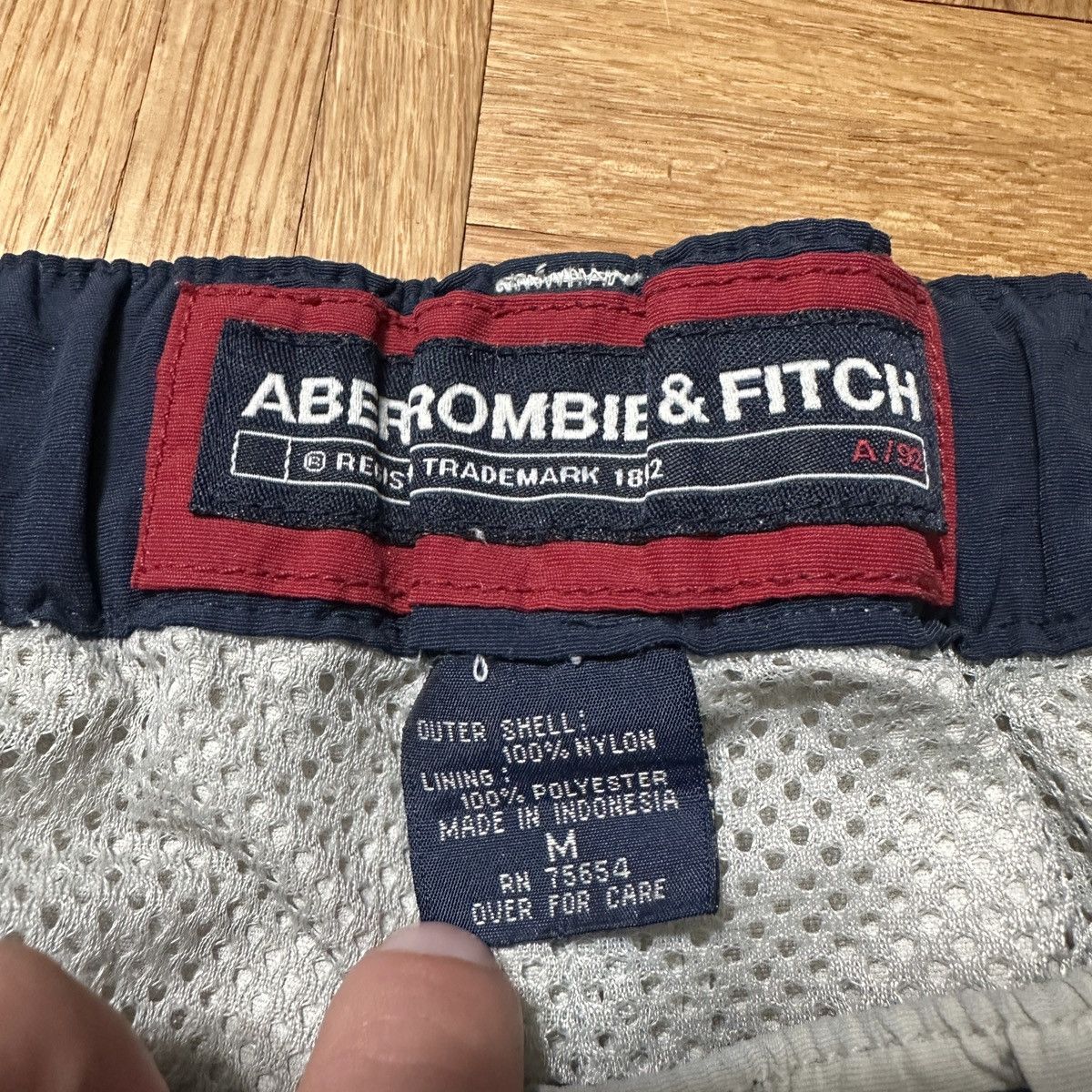 Abercrombie & Fitch Vintage Abercrombie & Fitch cargo shorts Size US 32 / EU 48 - 5 Thumbnail