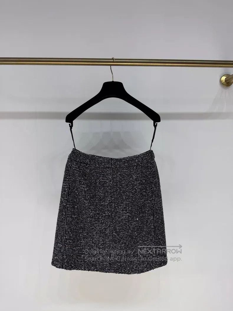 Chanel Chanel 23P sequined tweed knitted skirt Size 42" / US 20 - 2 Thumbnail