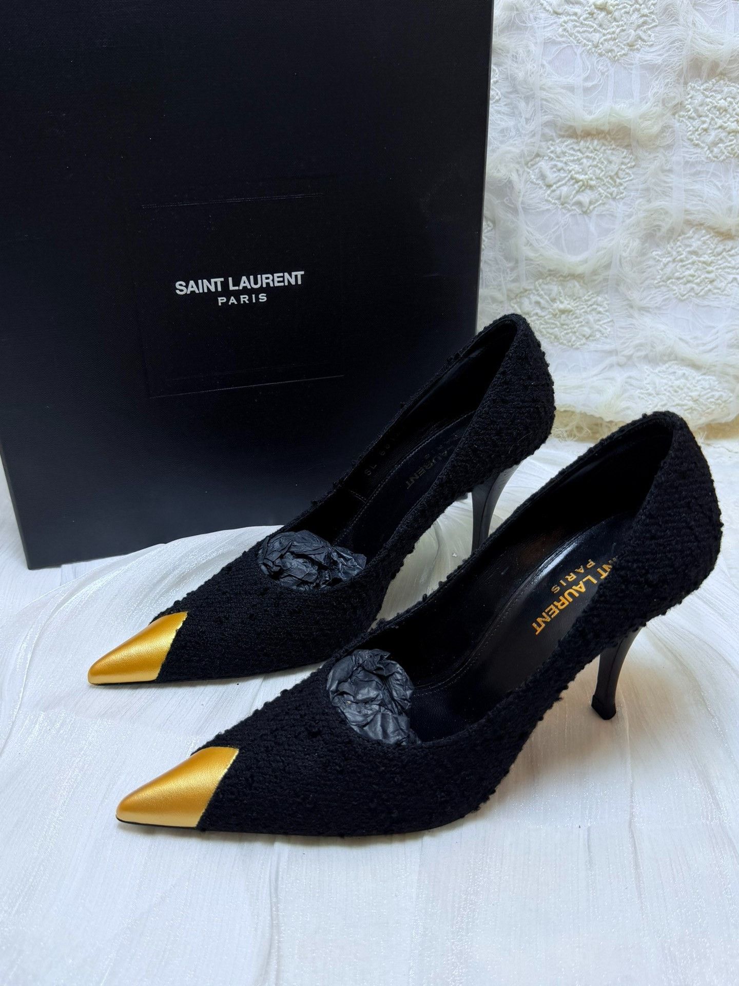Saint Laurent Paris Saint Laurent Paris Black Lowtop Sneakers us_6-5 Women Size US 6.5 / IT 36.5 - 1 Thumbnail