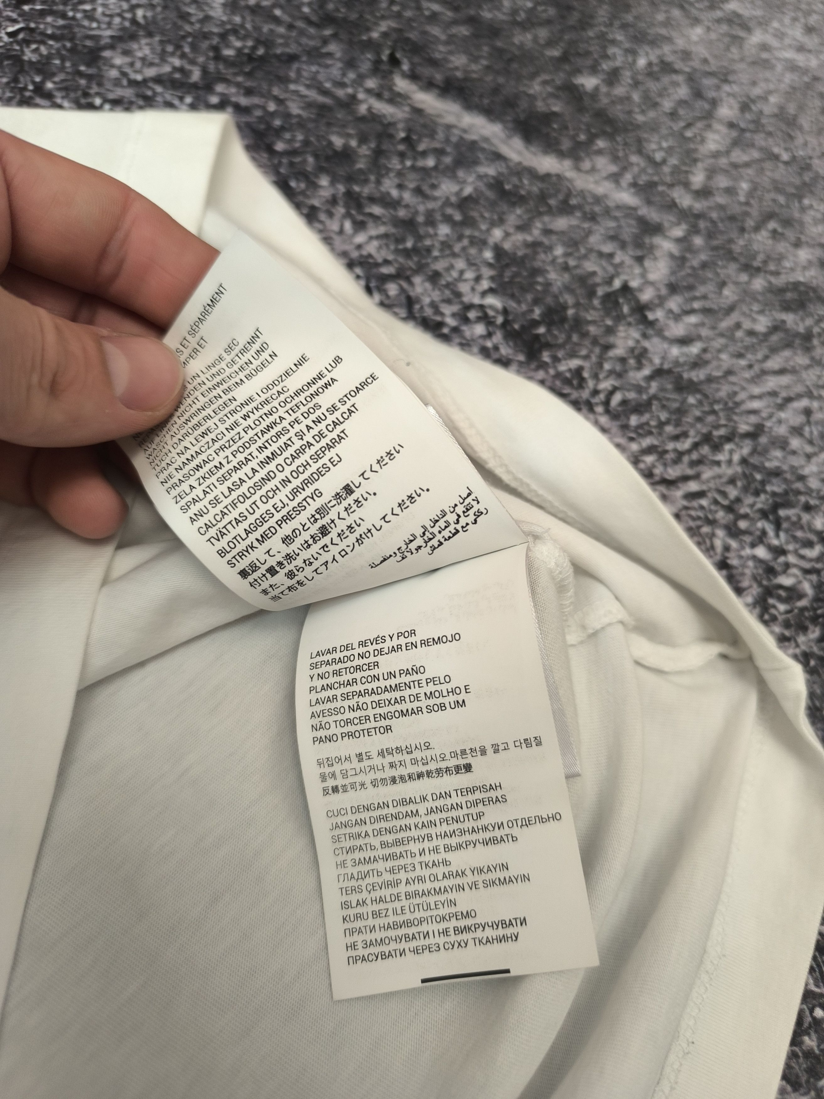 Prada T-shirt Prada Size US L / EU 52-54 / 3 - 10 Thumbnail