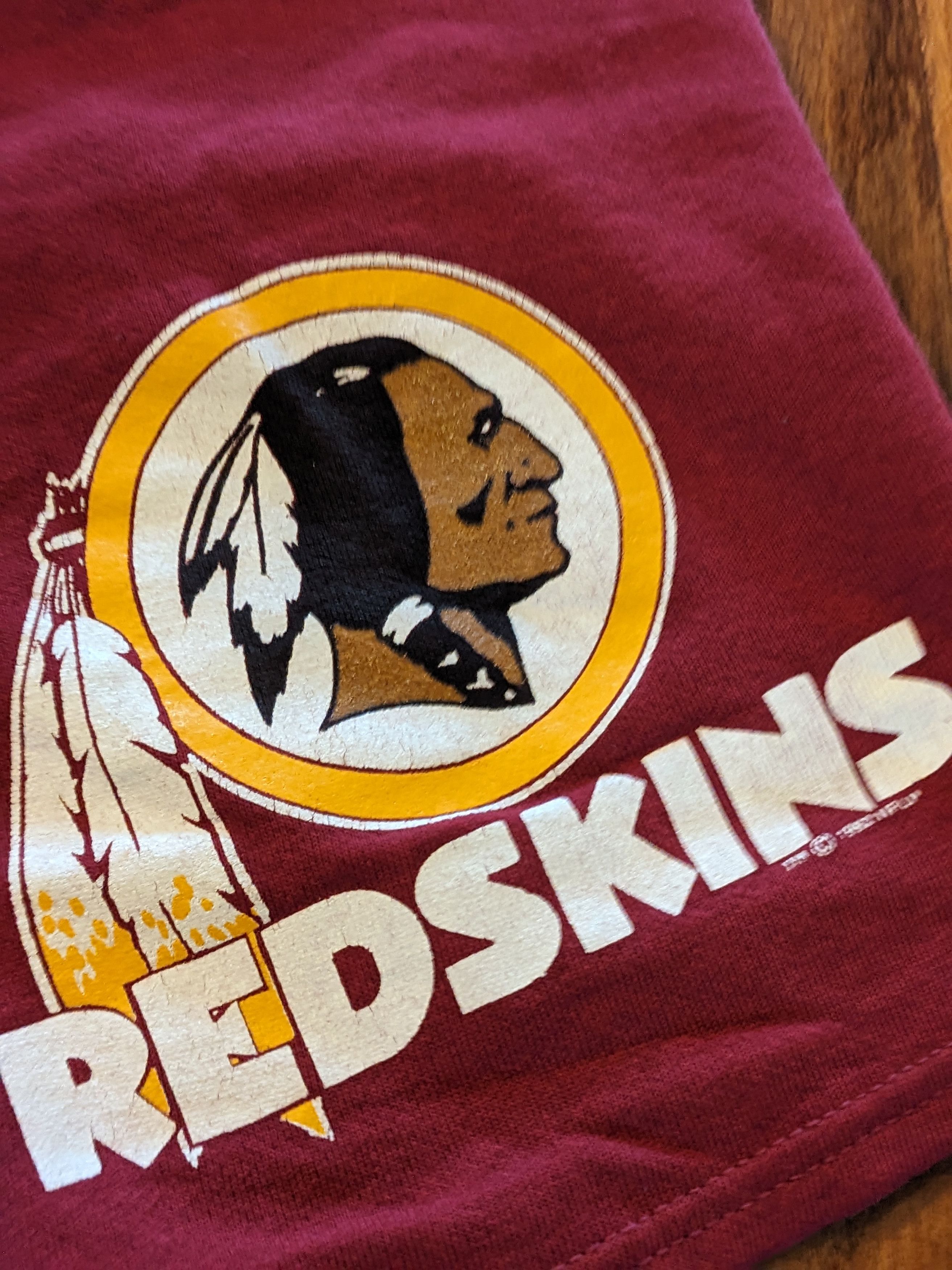 NFL Vintage 1992 Washington Red Skins Red Medium Sweat Shorts Size US 30 / EU 46 - 2 Thumbnail
