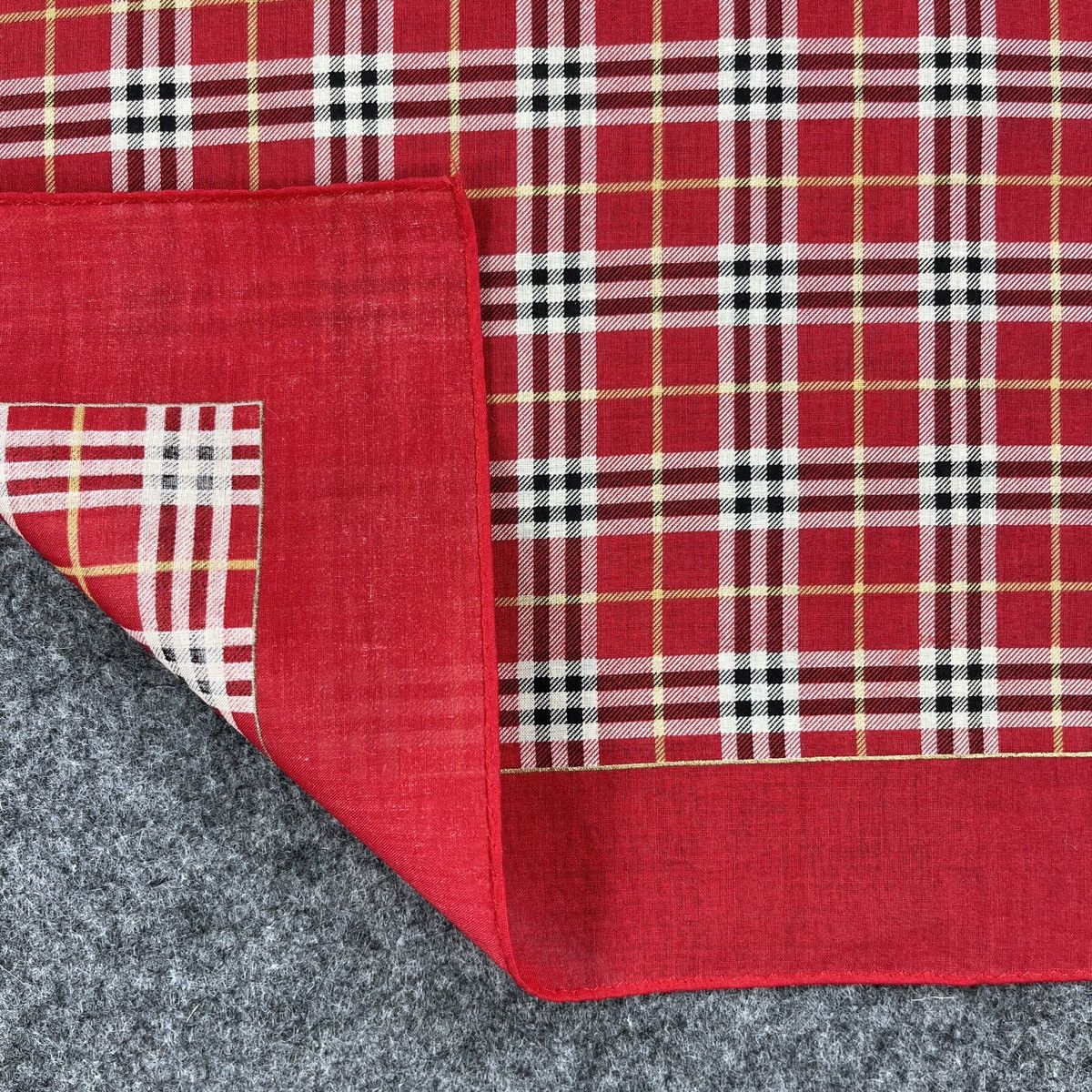 Vintage Burberry Handkerchief / Bandana / Neckerchief B1124 Size ONE SIZE - 6 Thumbnail