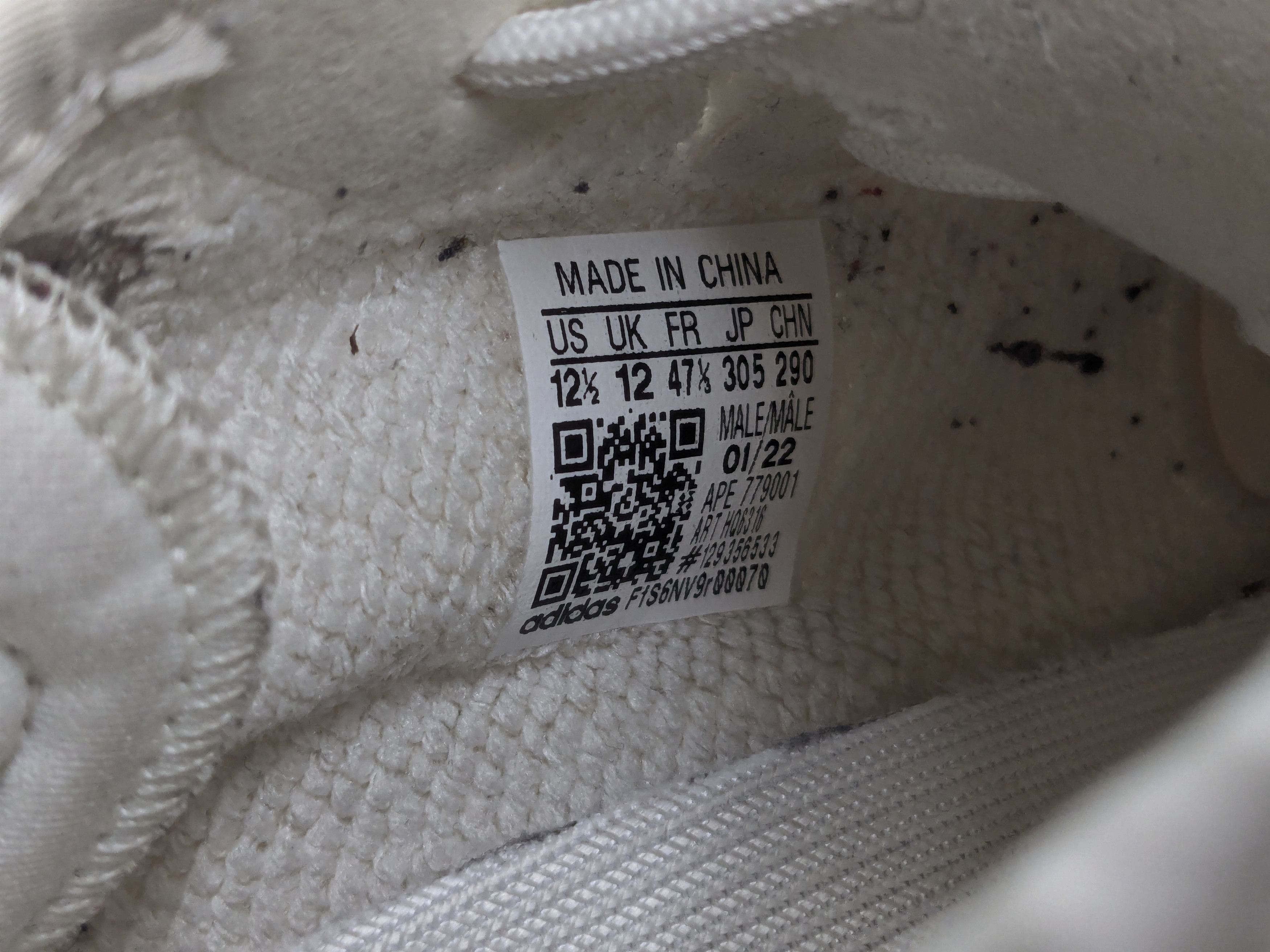 Adidas × Kanye West Adidas Yeezy Boost 350 V2 Bone HQ6316 Kanye West Size US 11.5 / EU 44-45 - 3 Thumbnail
