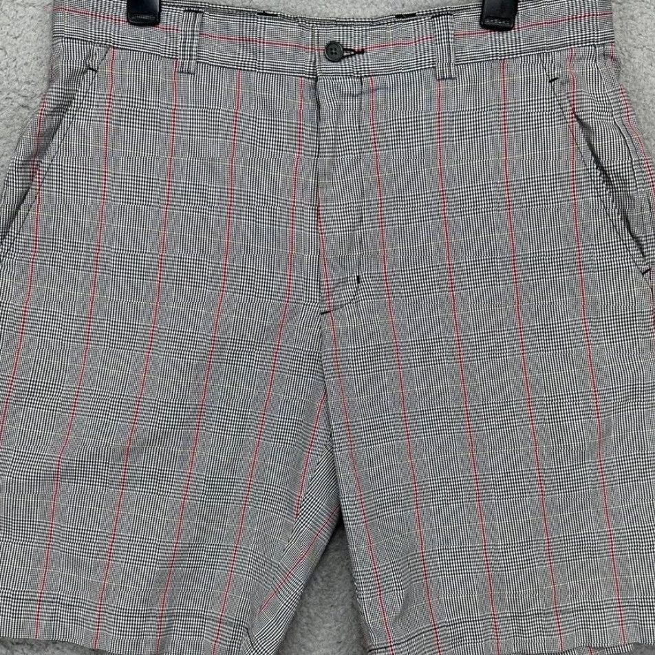 Cutter & Buck Cutter Buck Mens 34 Shorts Chino Grey Red Glen Check Golf Flat Front Stretch EUC Size US 34 / EU 50 - 6 Thumbnail