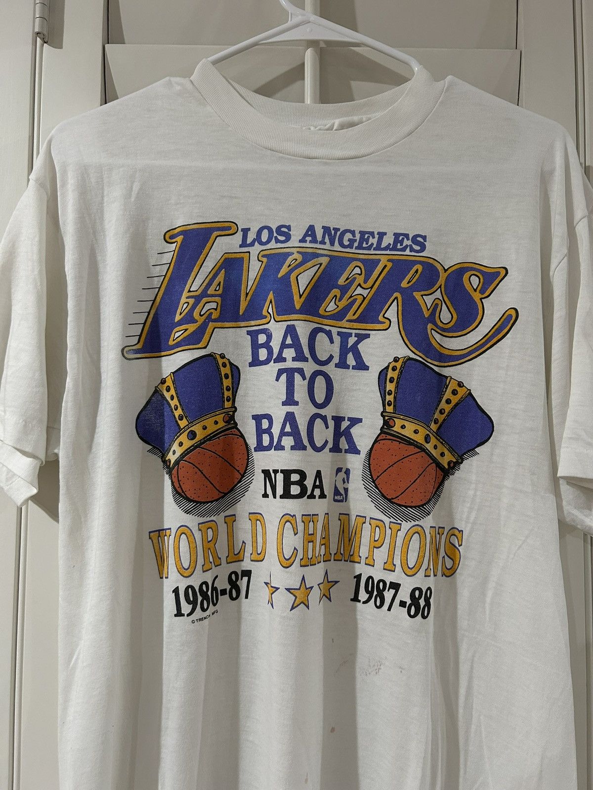Other Vintage Lakers Back to Back Champions Tee Size L / US 10 / IT 46 - 2 Thumbnail