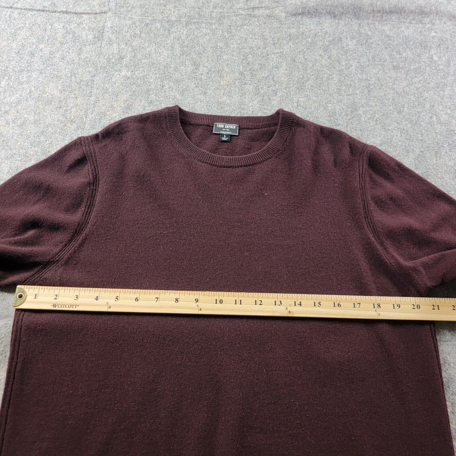 Todd Snyder Todd Snyder Cashmere Crewneck Sweater size L Maroon Red Size US L / EU 52-54 / 3 - 4 Thumbnail