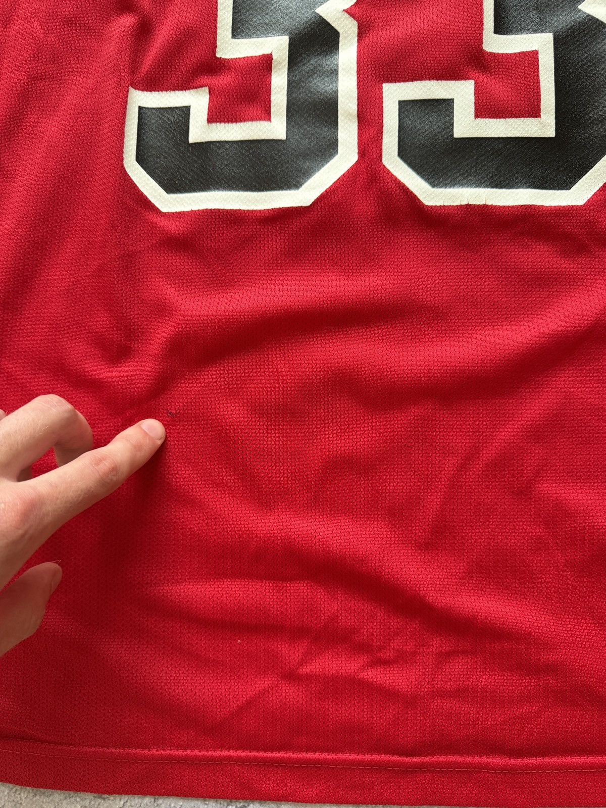 Champion × Vintage Vintage Scottie Pippen #33 Chicago Bulls Champion Jersey Size US M / EU 48-50 / 2 - 9 Thumbnail
