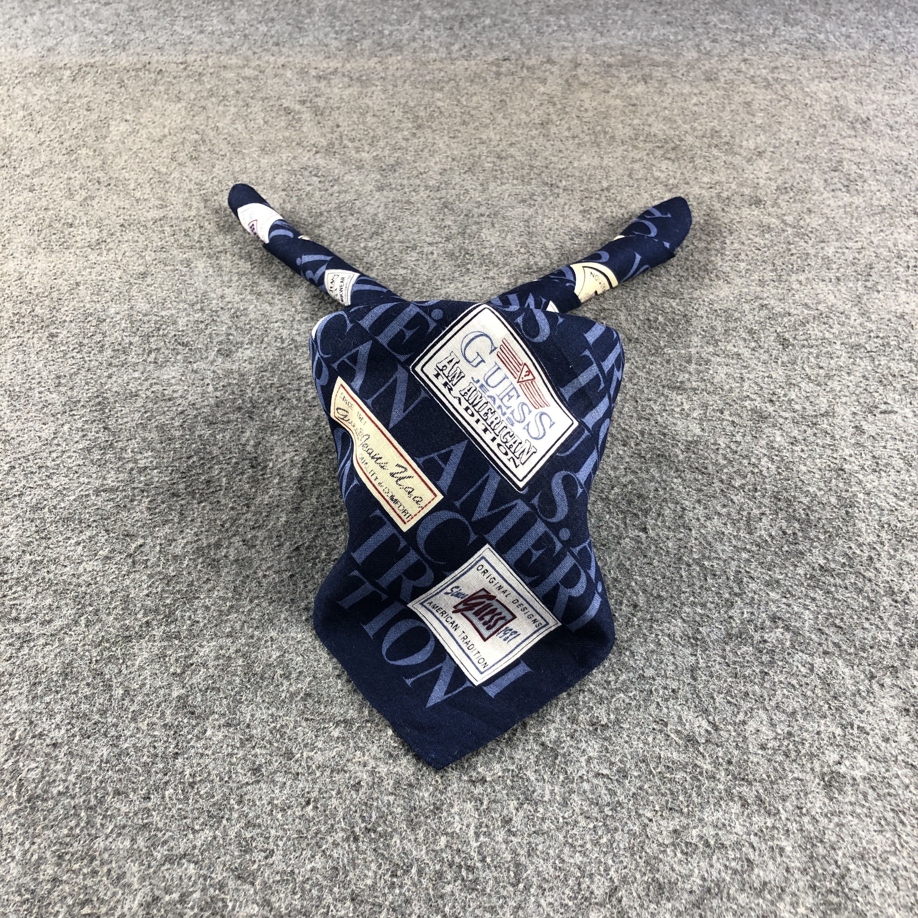 Guess × Vintage Guess Handkerchief Neckerchief Bandana H2705 Size ONE SIZE - 1 Thumbnail