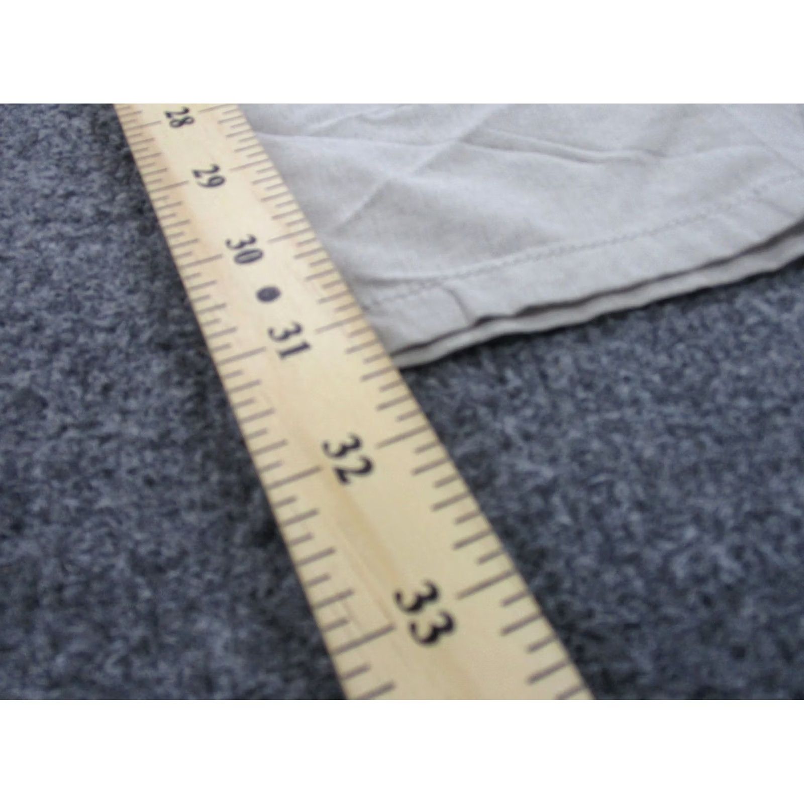 Vuori Vuori Pants Men 30 Beige Chino Everyday Casual Regular Fit 31in Inseam Beige Vuori Pants Mens Chino 30 Shirt? Size US 30 / EU 46 - 4 Thumbnail