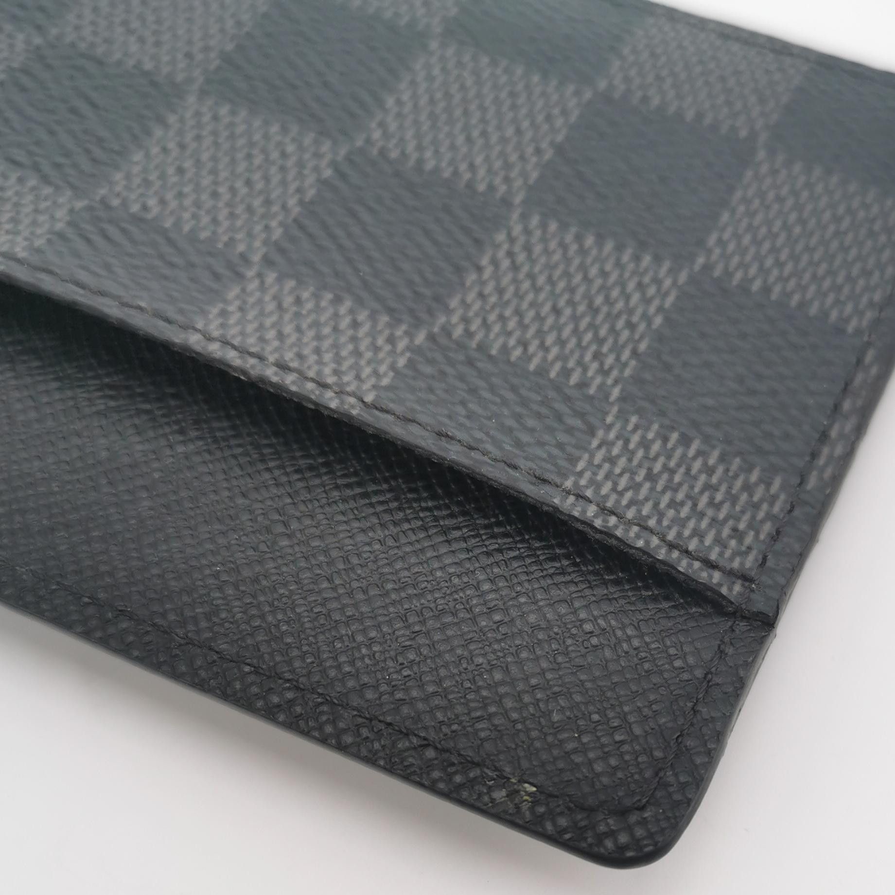 Louis Vuitton Louis Vuitton (LV) Checkerboard Gold Logo One-Piece Card Ho Size ONE SIZE - 8 Thumbnail