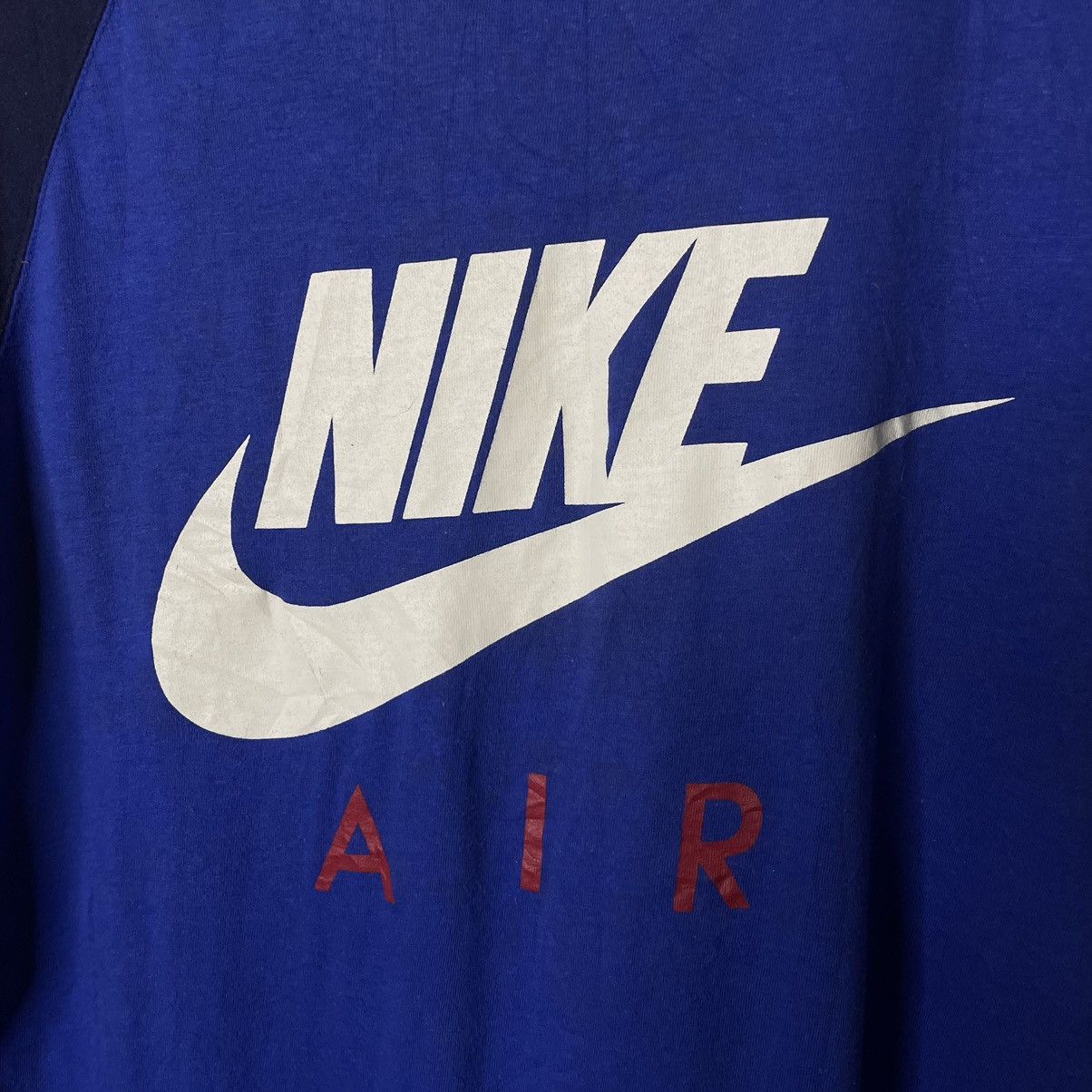 Nike × Vintage Vintage 1990s Nike Air Big Logo T Shirt Size US M / EU 48-50 / 2 - 2 Thumbnail