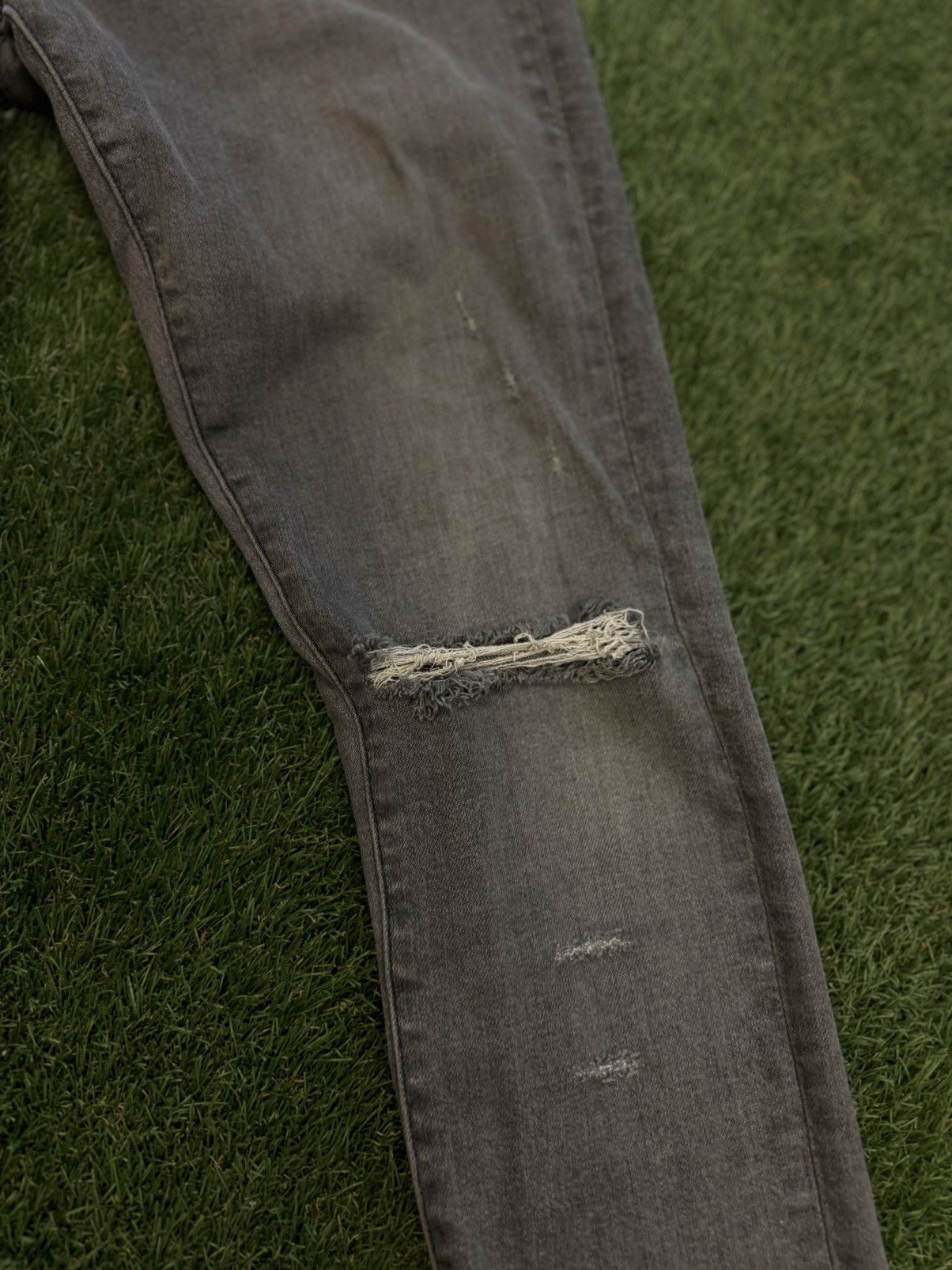 Amiri Amiri Jeans Grey Casual Pants Size 30 Clean 🧼 Size US 30 / EU 46 - 7 Thumbnail