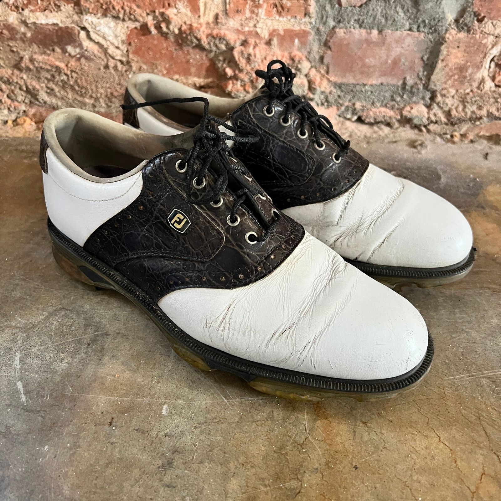 Footjoy FJ FootJoy Dryjoys Tour Black White Saddle Golf Shoes 9 Size US 9 / EU 42 - 1 Thumbnail