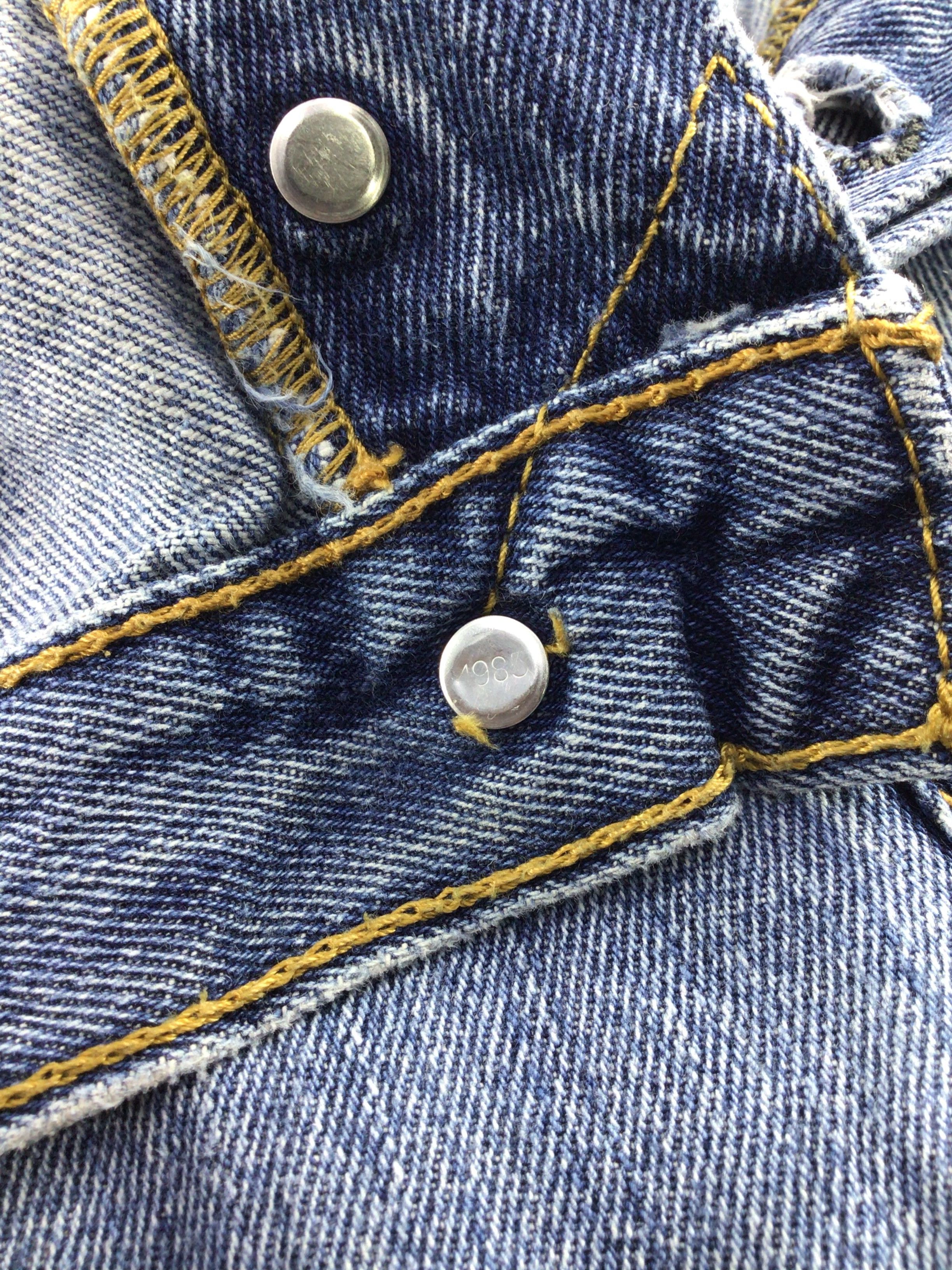 Levi's Distress Vintage Levis 501 Jeans Faded Blue Denim -J409 Size US 36 / EU 52 - 9 Thumbnail