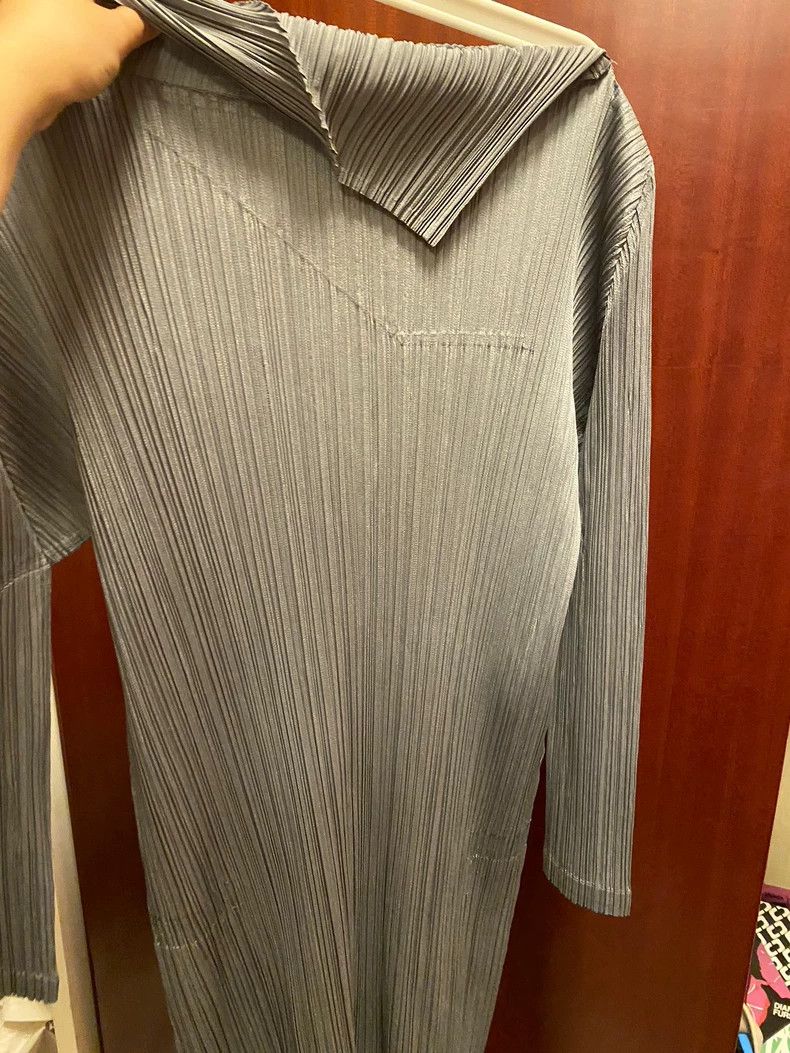 Issey Miyake Issey Miyake size:3 Grey pleated long-sleeved dress Size M / US 6-8 / IT 42-44 - 1 Thumbnail
