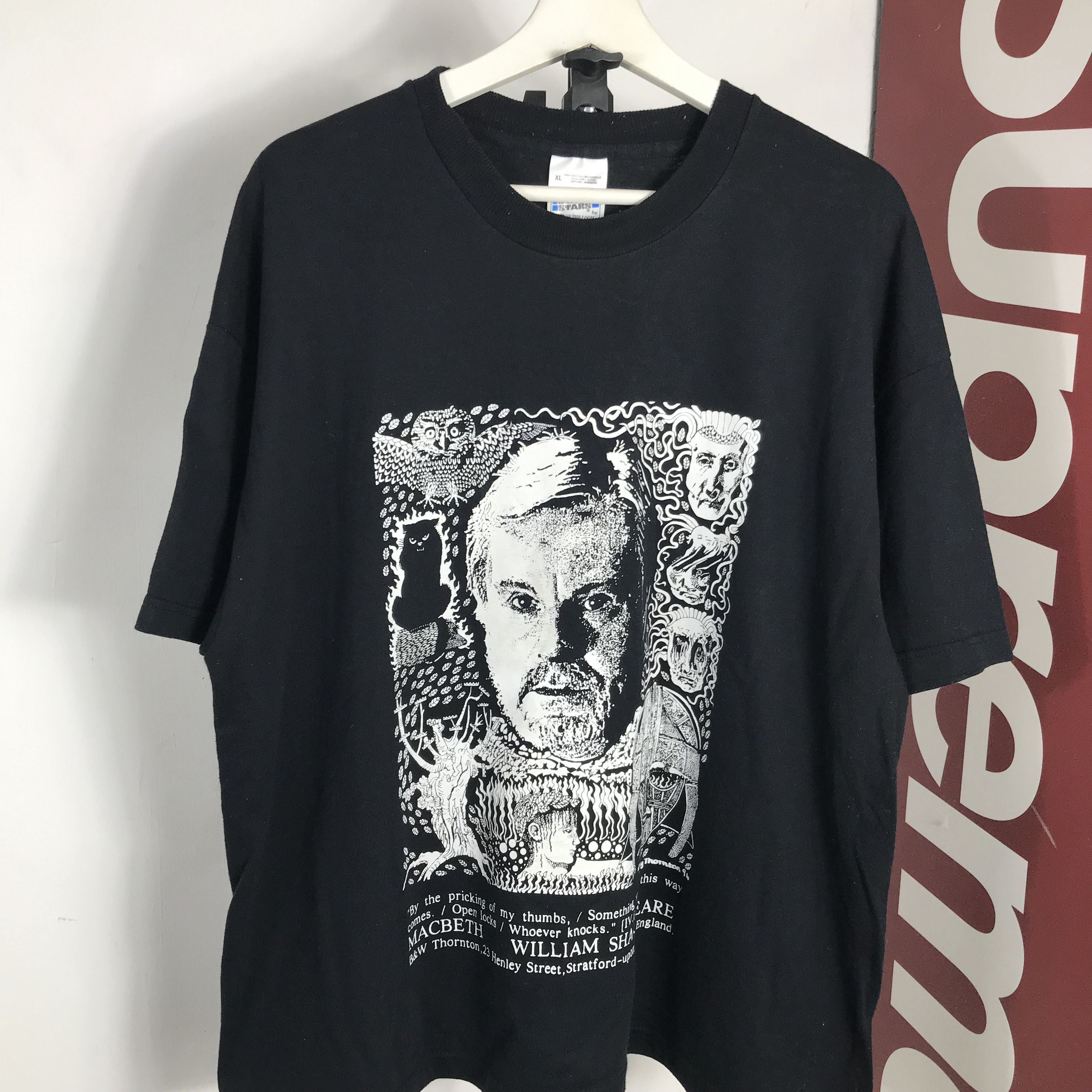 Vintage vintage William Shakespeare artwork macbeth phototee shirt Size US XL / EU 56 / 4 - 2 Thumbnail
