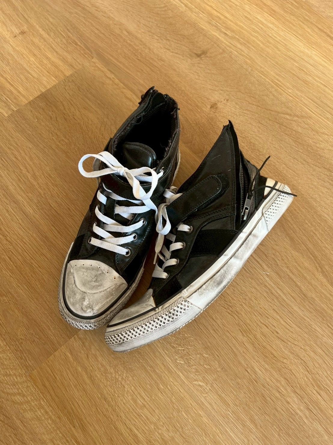 semanticdesign Semantic design Leather Low-Top Sneakers Zipper Distressed Size US 9.5 / EU 42-43 - 6 Thumbnail