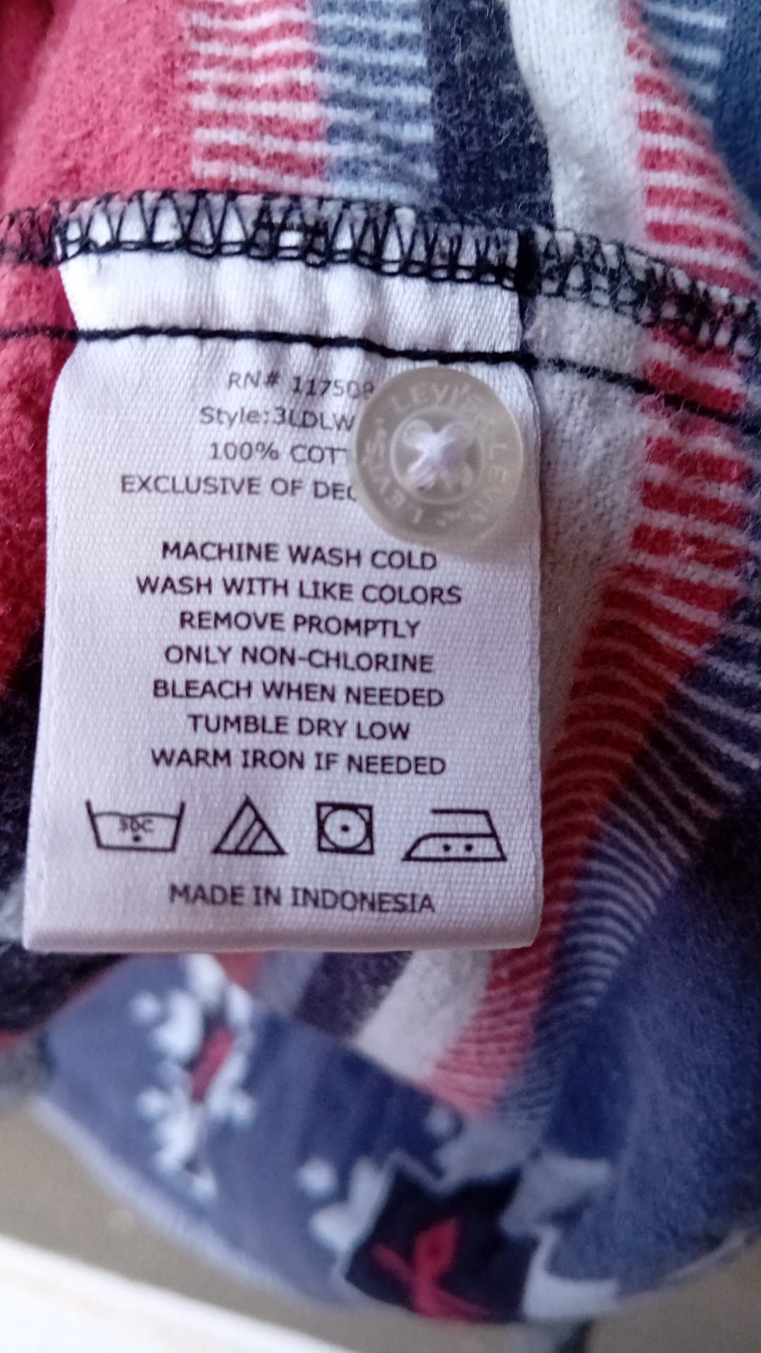 Levi's Levi's Aztec Lining Pearl Snap long sleeve shirt sz XL Size US XL / EU 56 / 4 - 6 Thumbnail