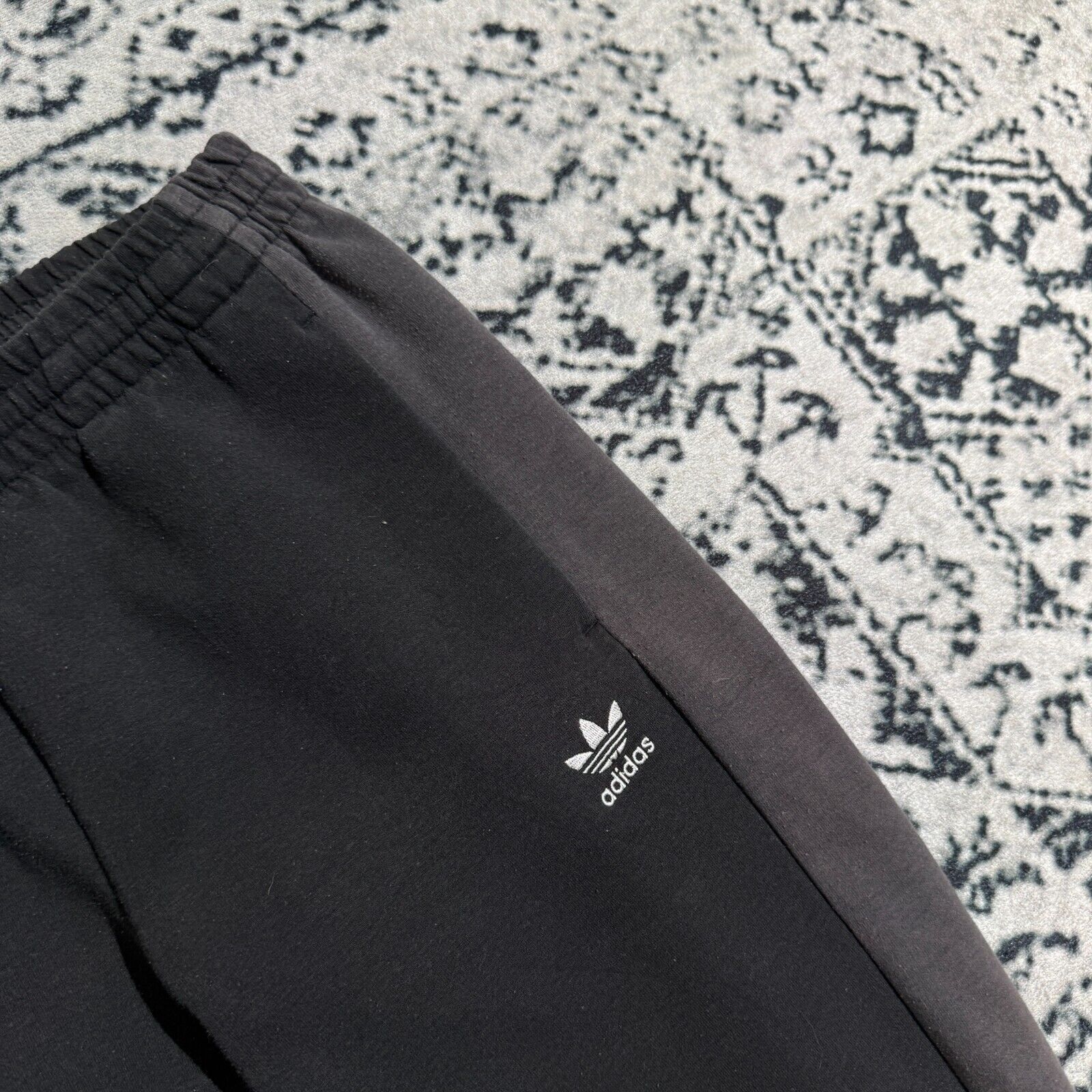 Adidas Vintage Adidas Unisex Black Cotton Sweatpants Size S Y2K Size US 29 - 4 Thumbnail