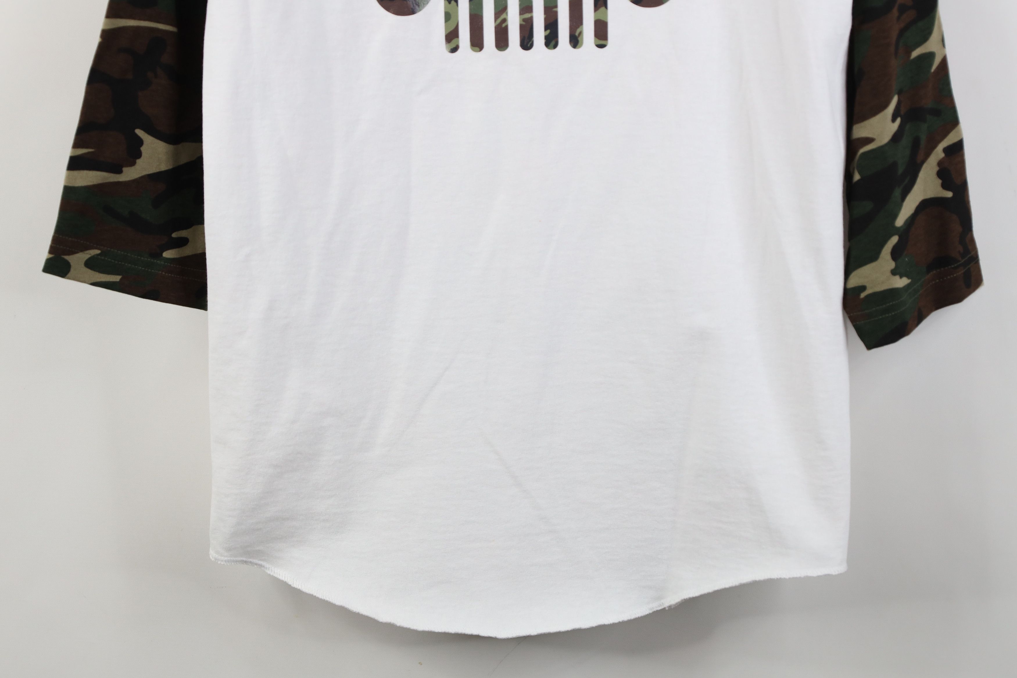 Vintage Vintage 90s Y2K Jeep Motor Co Camouflage Baseball T-Shirt Size US S / EU 44-46 / 1 - 3 Thumbnail