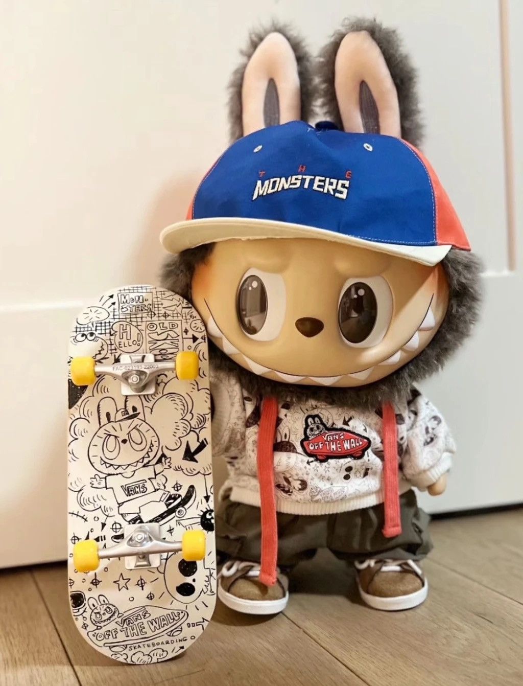 47 Brand × New York Yankees Pop Mart Labubu The Monsters X Vans Oldskool Monsters Size ONE SIZE - 9 Thumbnail