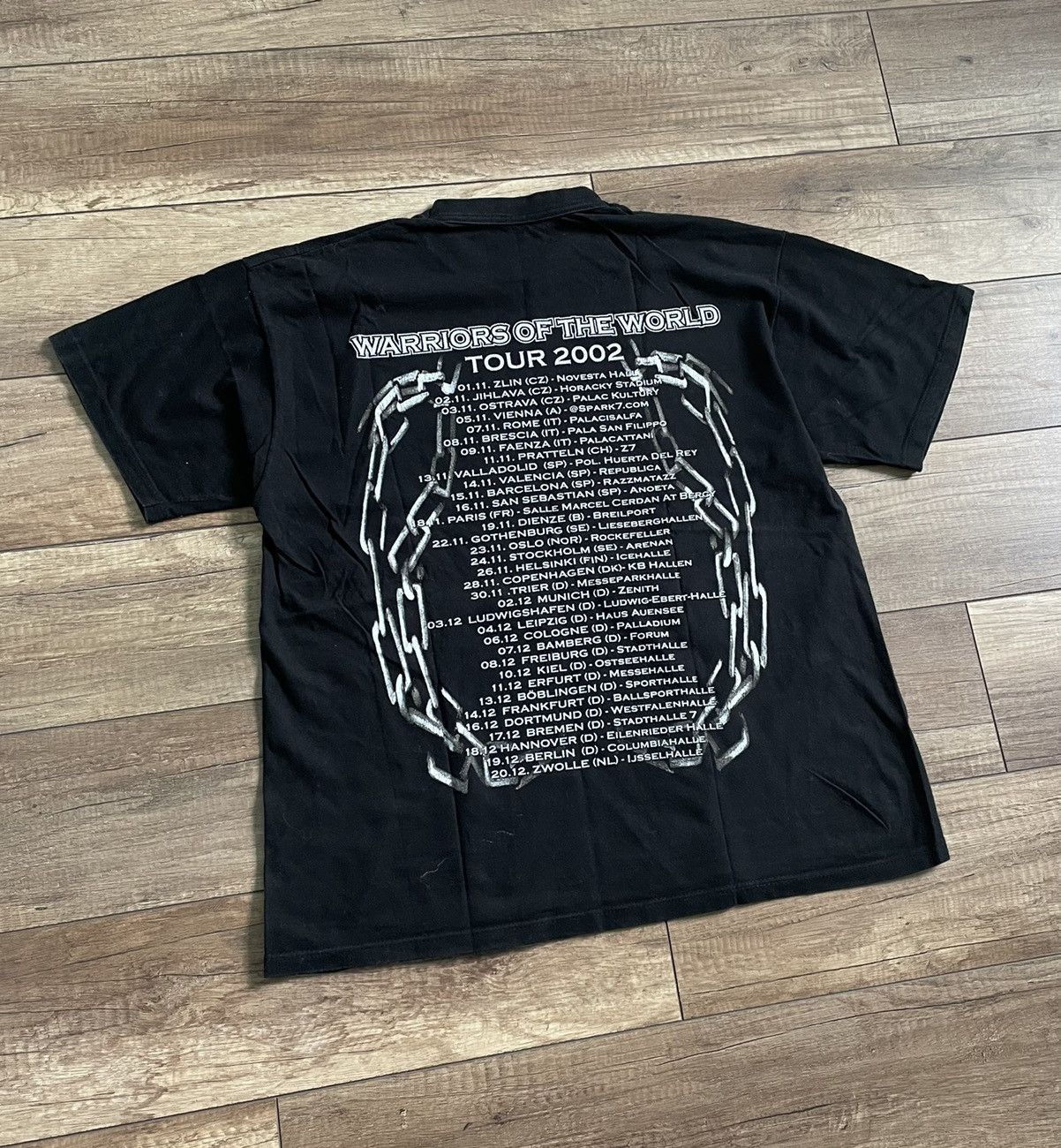 Band Tees Vintage 2002 Manowar Tour T Shirt Warriors Of The World Size US L / EU 52-54 / 3 - 2 Thumbnail