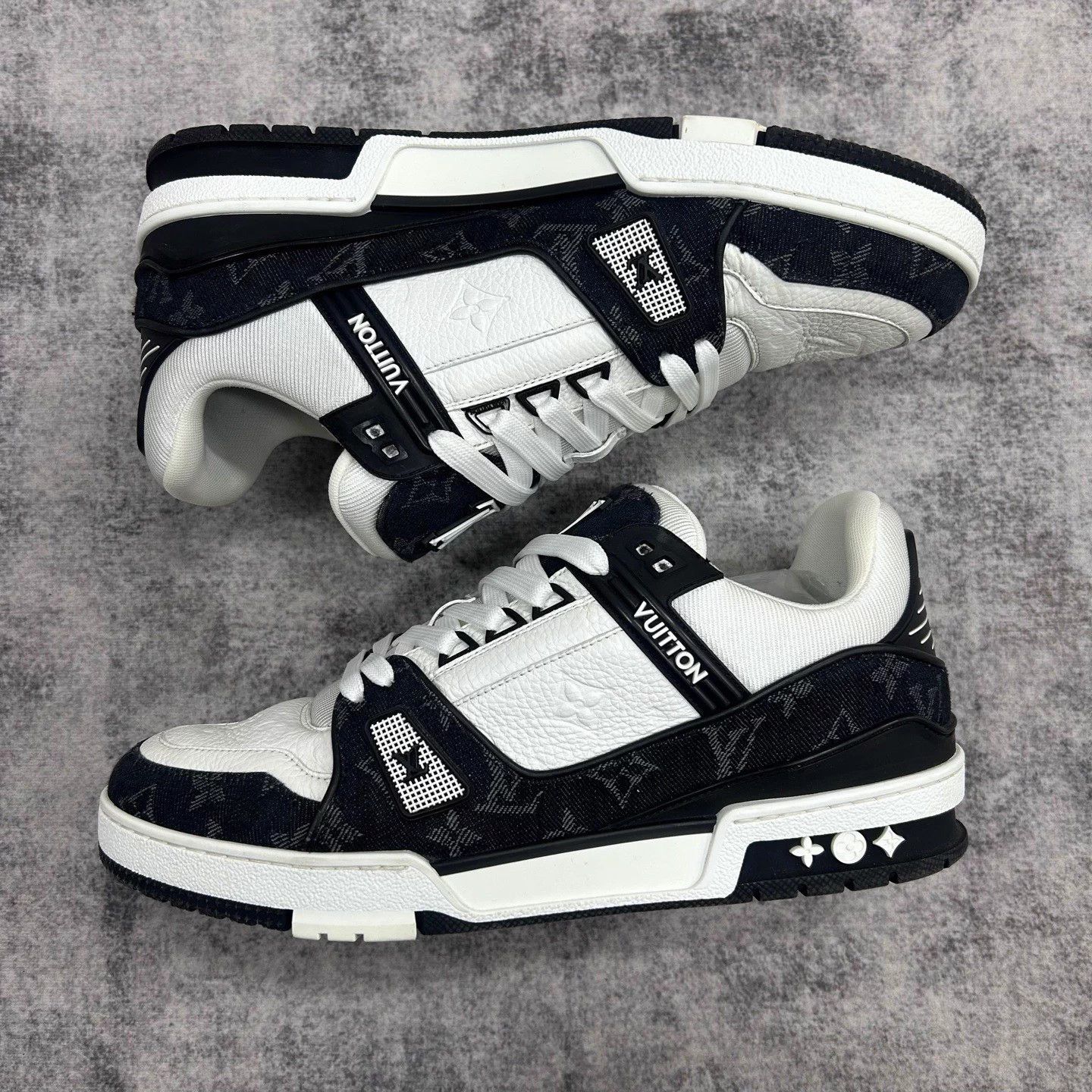 Louis Vuitton Louis Vuitton Trainer Panda Denim Sneakers 42.5 Size US 9.5 / EU 42-43 - 5 Thumbnail