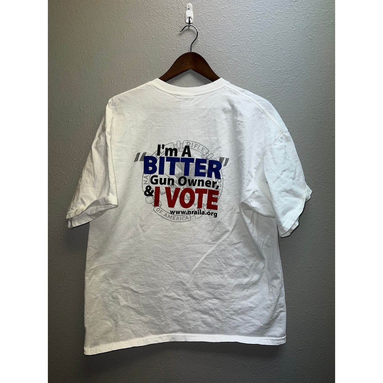 Gildan Vintage NRA Shirt Bitter Gun Owner & I Vote America Tee XL Size US XL / EU 56 / 4 - 1 Thumbnail