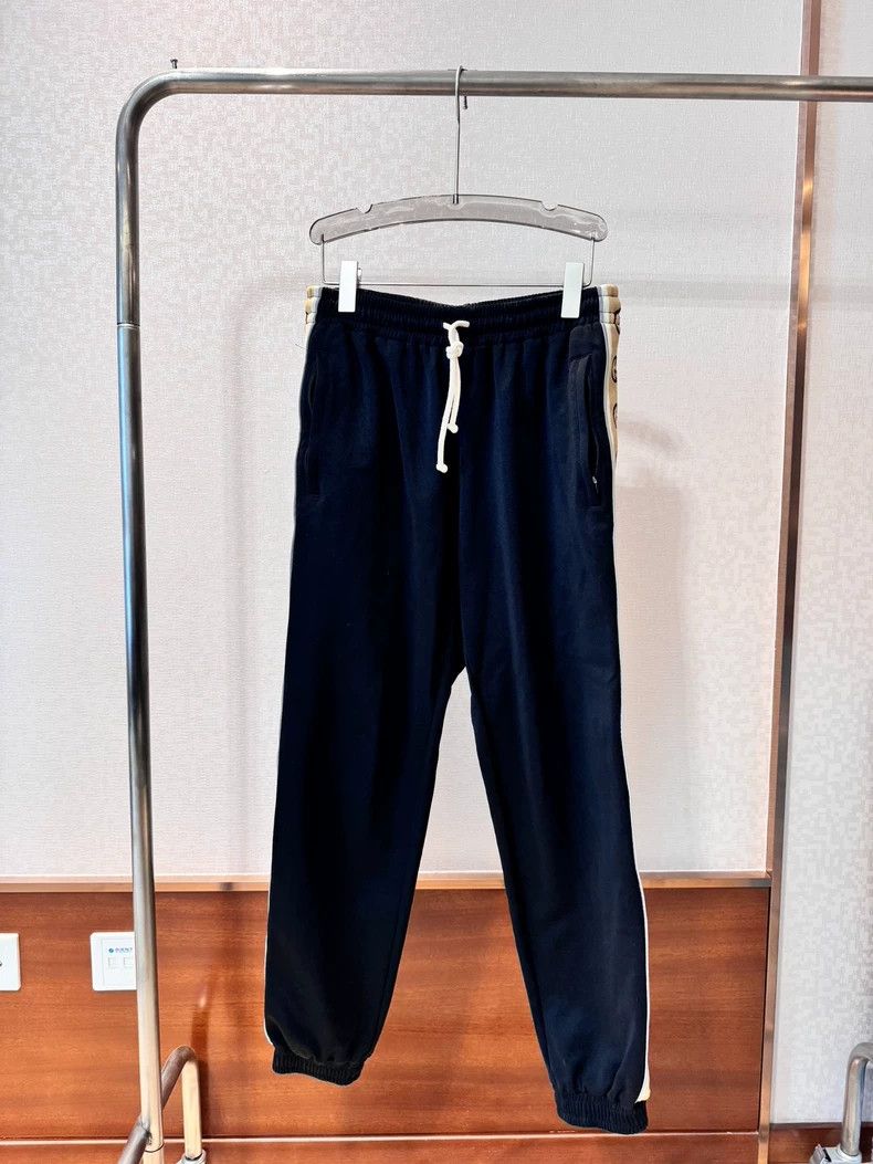Gucci Gucci Black Logo Sweatpants Size Small Size US 28 / EU 44 - 1 Thumbnail