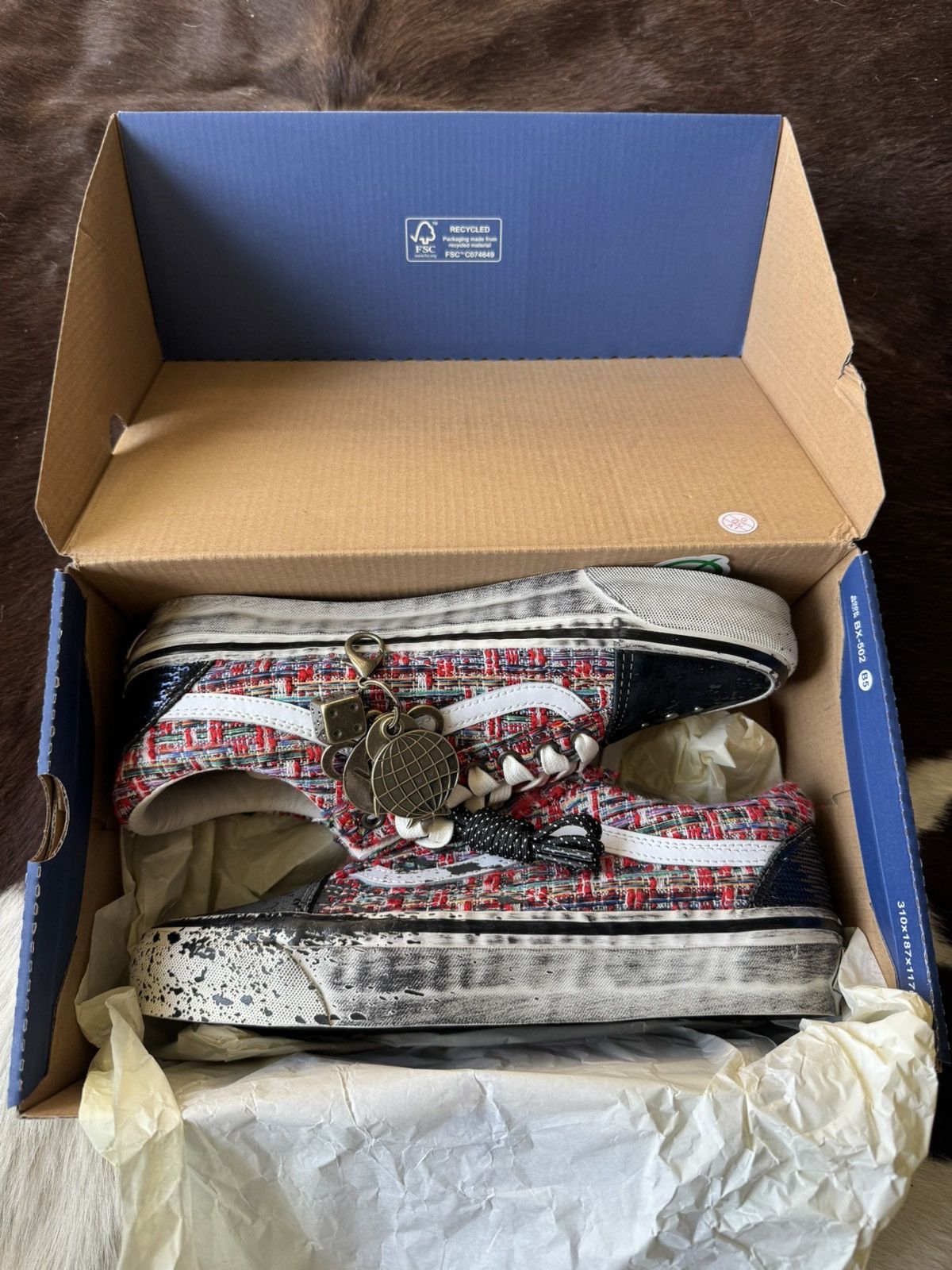 Vans VANS LX OLD SCHOOL CHARMS PACK Size US 8.5 / EU 41-42 - 3 Thumbnail