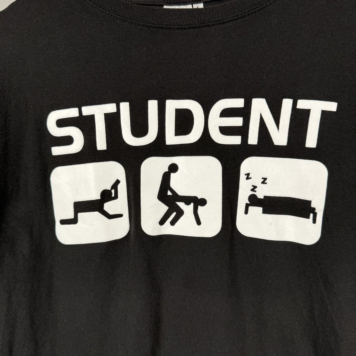 Vintage Vintage Student Funny T-shirt Size US L / EU 52-54 / 3 - 4 Thumbnail