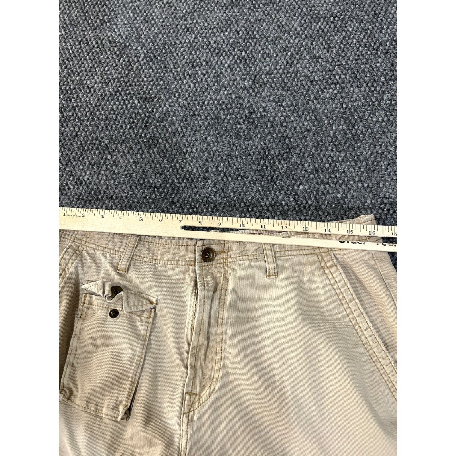 Sean John **Sean John Cargo Pants 34 Beige Vintage Retro** User: Sean John Cargo Pants 34 Beige Vintage Retro Size US 34 / EU 50 - 6 Thumbnail