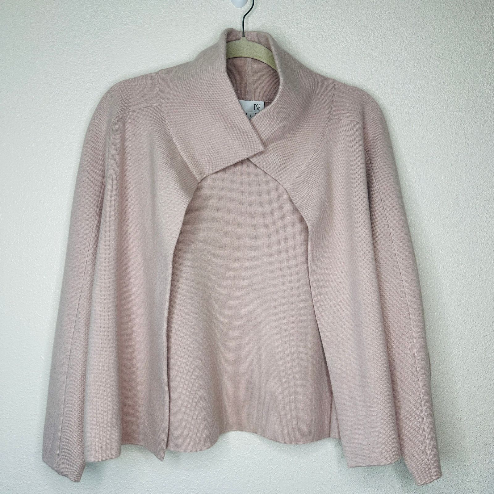 Tse TSE Light Pink Magnetic Collar Crop Cardigan Long Sleeves L Size L / US 10 / IT 46 - 1 Thumbnail