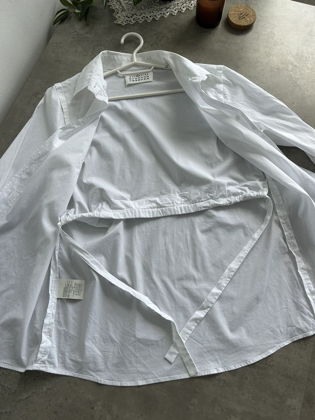 Maison Margiela Maisonmargiela women’s white button down top shirt Size L / US 10 / IT 46 - 9 Thumbnail
