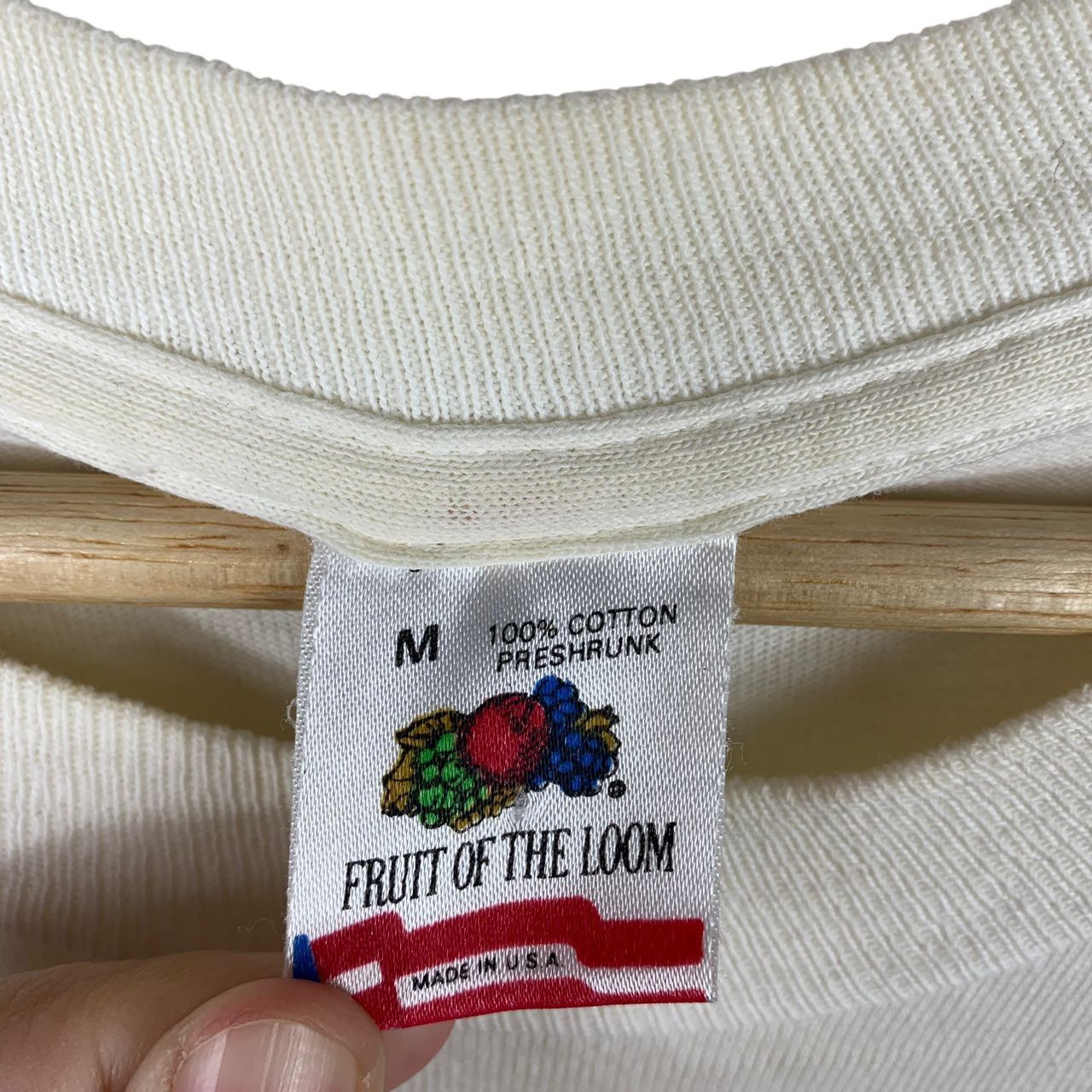Fruit Of The Loom Vintage 1989 Danny First Rodeo Drive Beverly Hills Tee Shirt Size US M / EU 48-50 / 2 - 3 Thumbnail