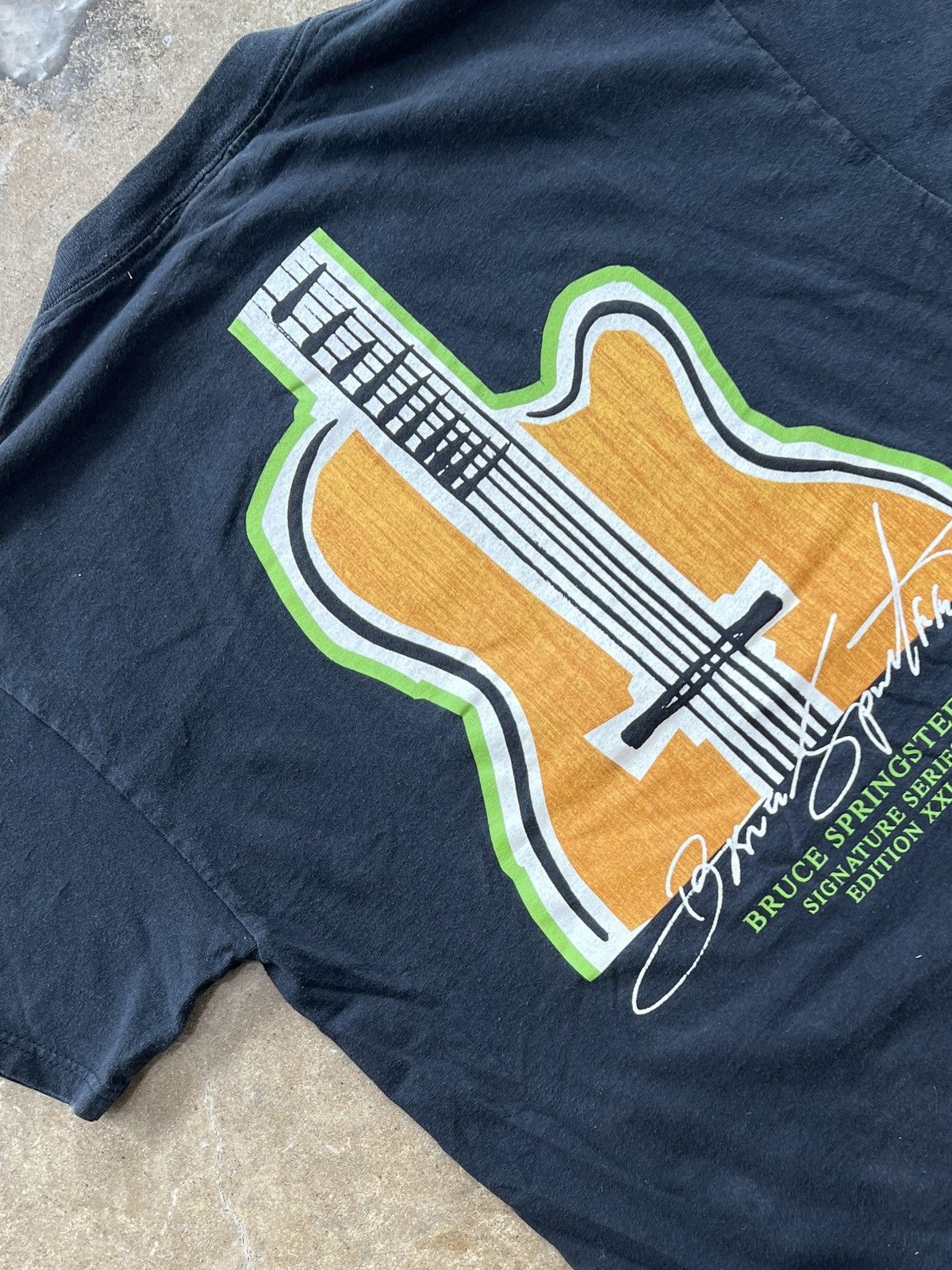 Band Tees Vintage 2000s Hard Rock Bruce Springsteen Tour Tee Large Size US L / EU 52-54 / 3 - 1 Thumbnail