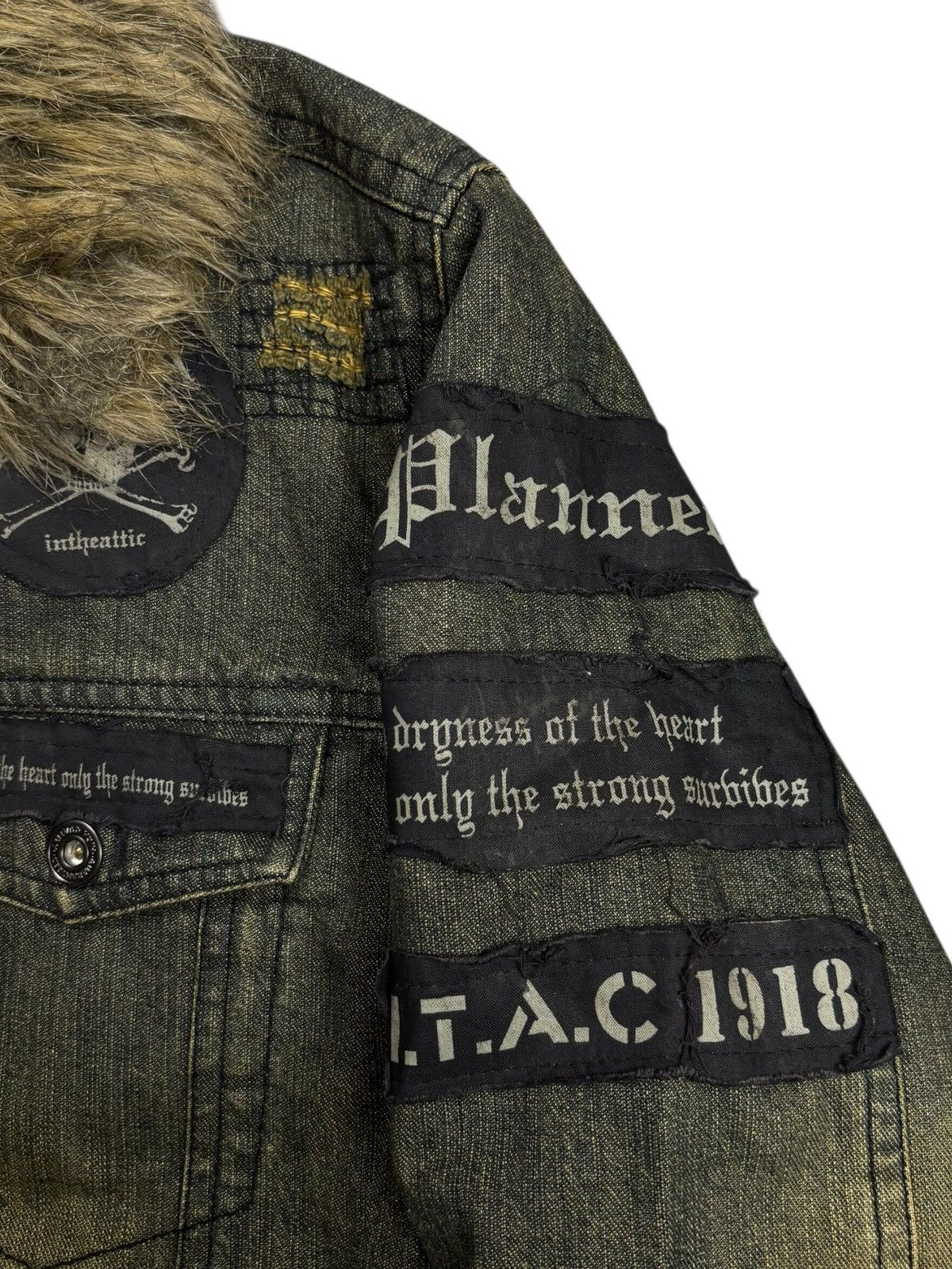Tornado Mart 2000s In The Attic Fur Collar Mud Wash Patchwork Denim Jaket Size US M / EU 48-50 / 2 - 5 Thumbnail