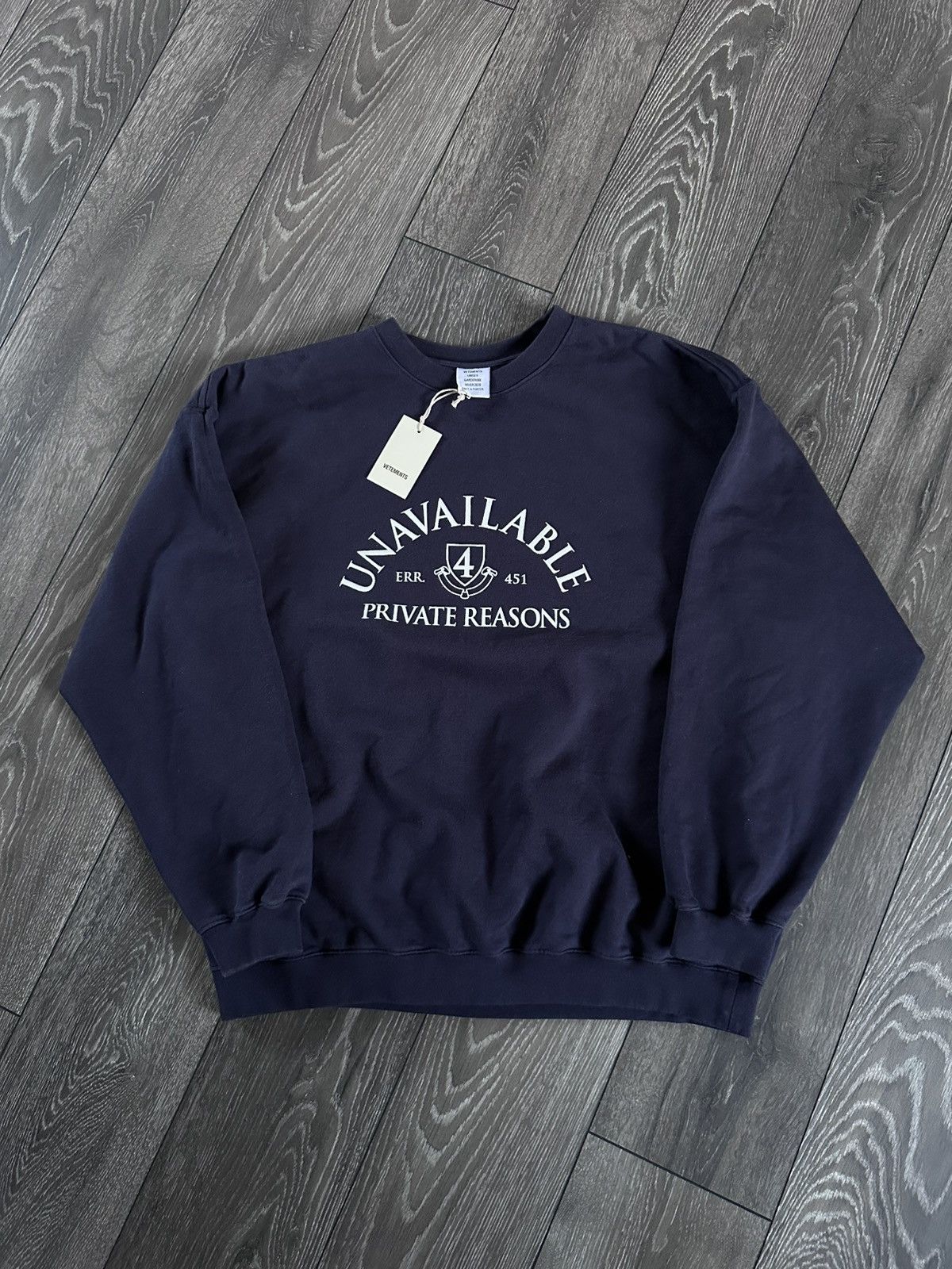 vetements aw19 unavailable oversized sweatshirt in navy rare