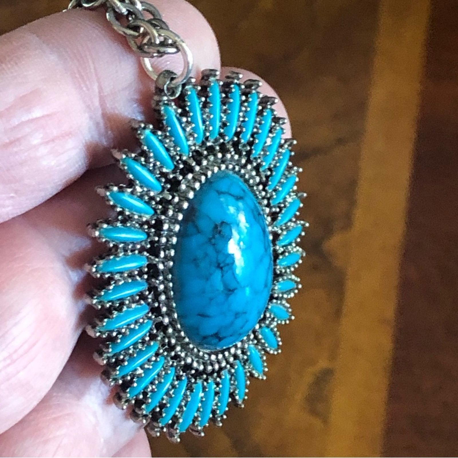 Vintage Vintage Celebrity southwest style pendant on chain necklace Size ONE SIZE - 9 Thumbnail