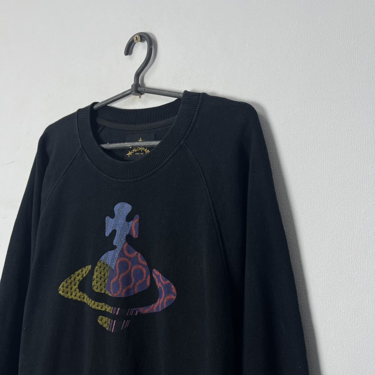 Vivienne Westwood Vivienne Westwood sweatshirt big logo Y2K Size US M / EU 48-50 / 2 - 2 Thumbnail