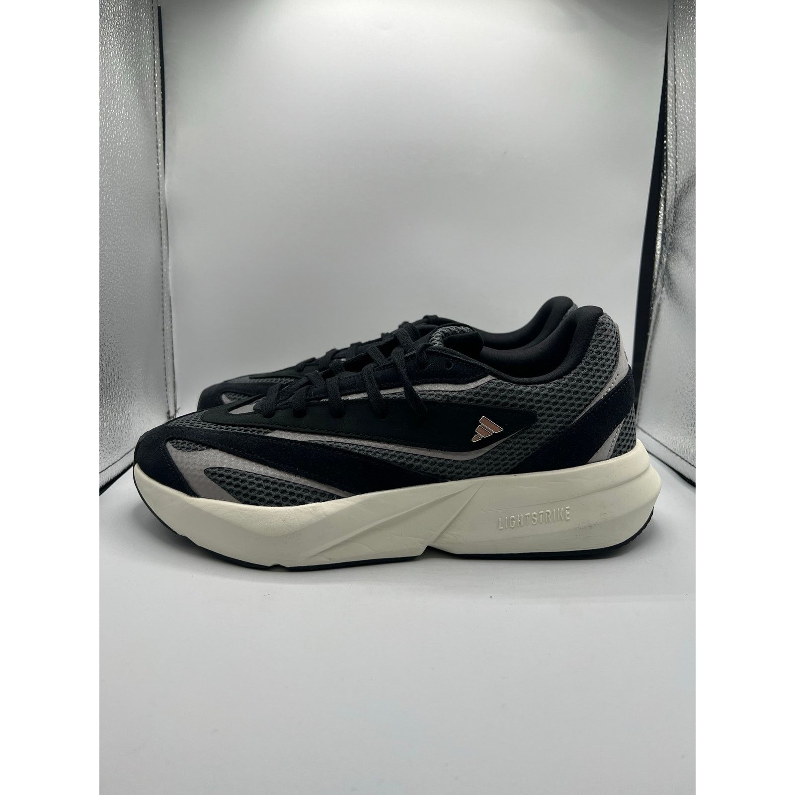 Adidas Adidas Lightstride “Black Silver Metallic” size 9.5 women’s Size US 9.5 / IT 39.5 - 1 Thumbnail